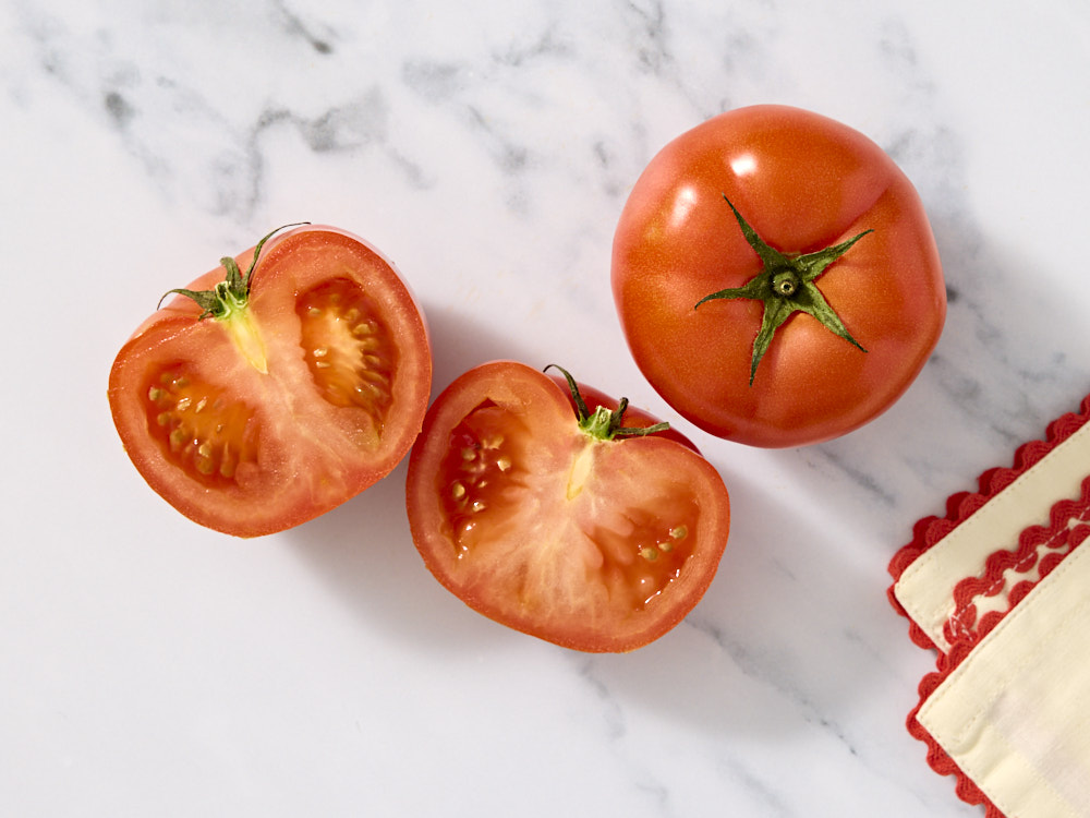 Organic Beefsteak Tomato 2ct 1 of 2