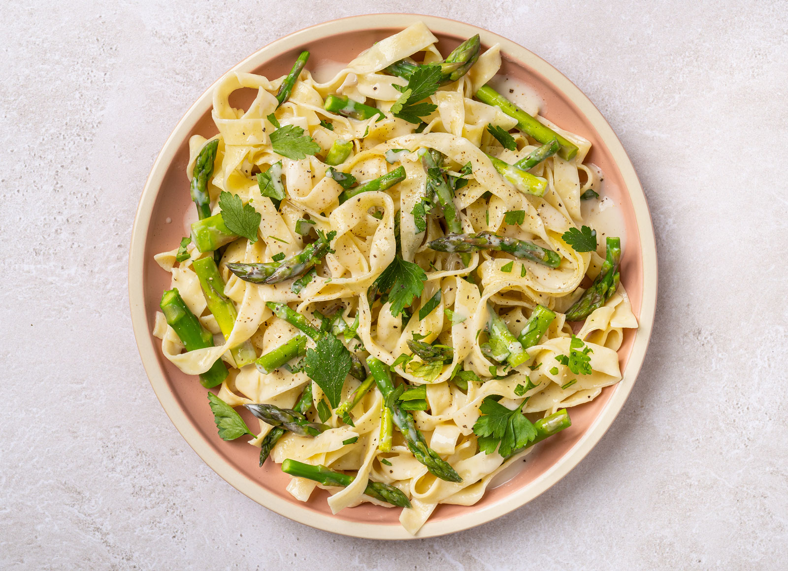 Creamy Asparagus Tagliatelle Pasta