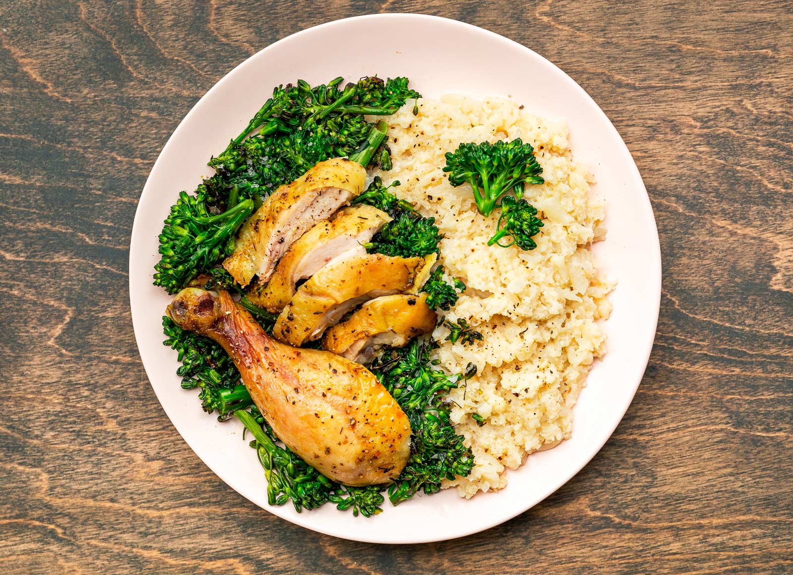 Juicy Chicken with Cauliflower Mash