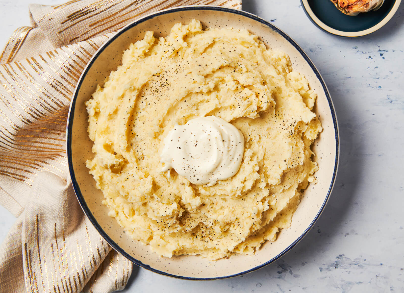 Creamy Roasted Garlic Mashed Potatoes