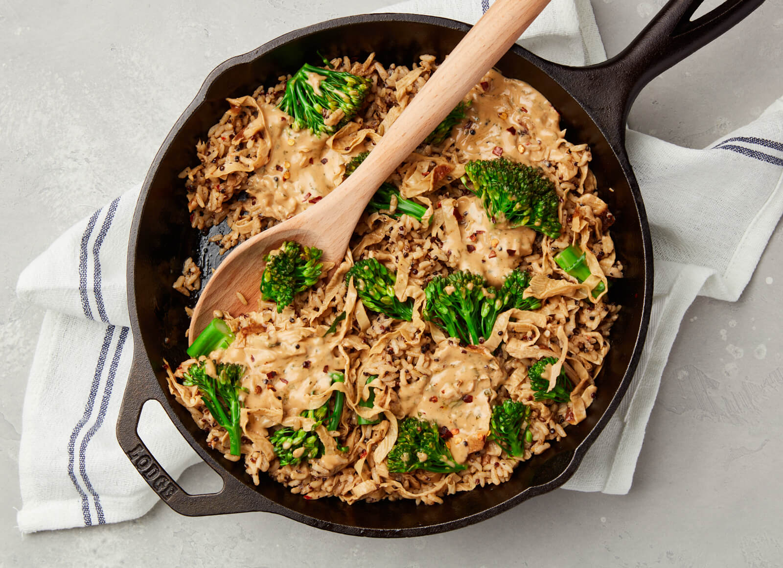 Spiced Peanut Yuba + Broccoli StirFry Hungryroot