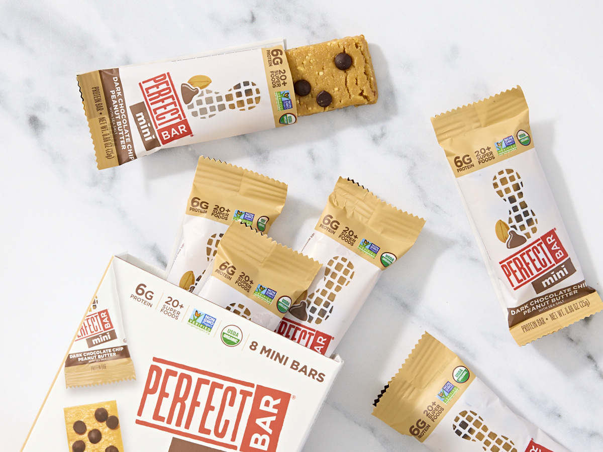 Organic Mini Chocolate Chip & Peanut Butter Bar - 8 Pack 1 of 2
