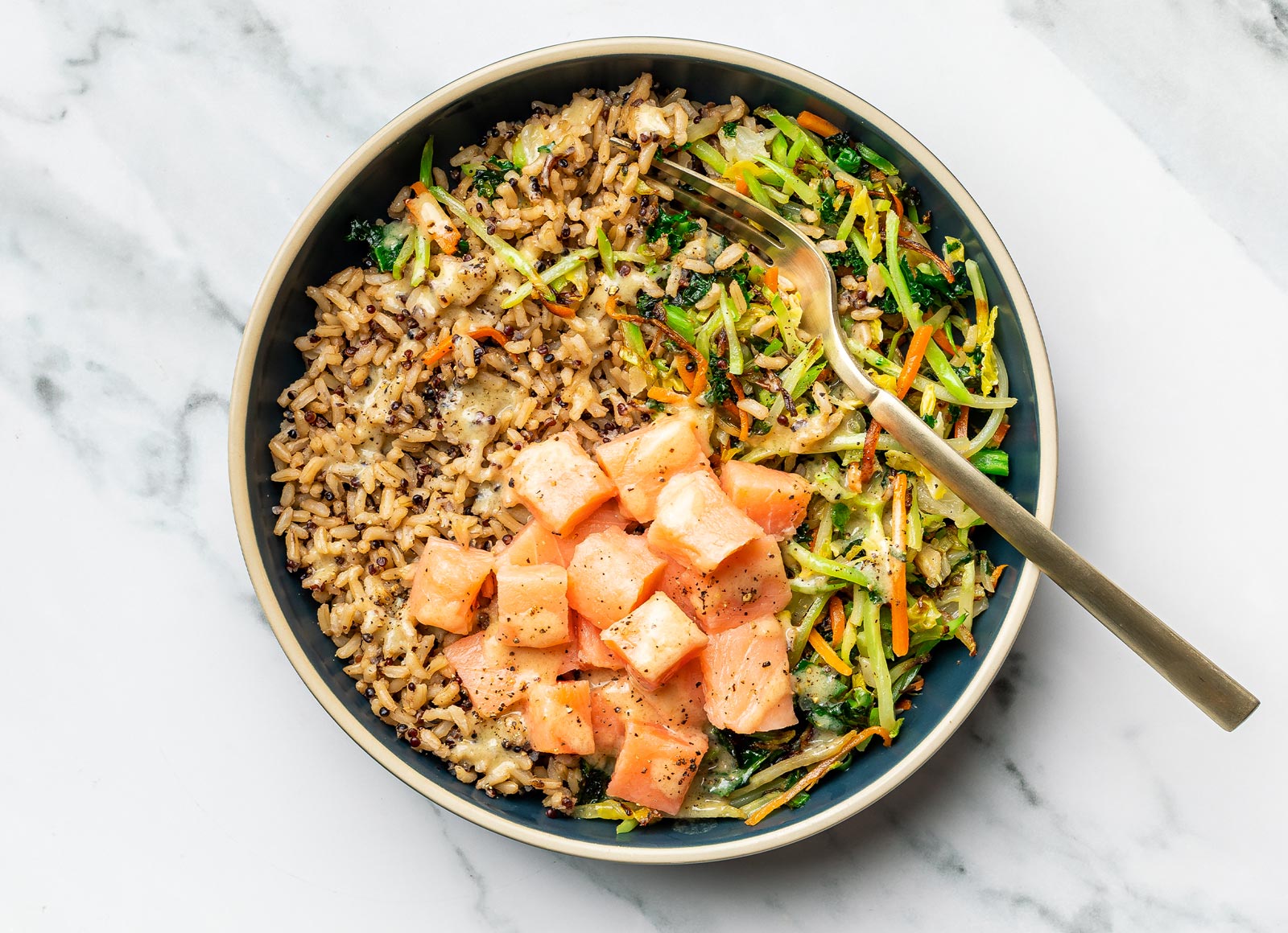 Super Poké Salmon Rice Bowl