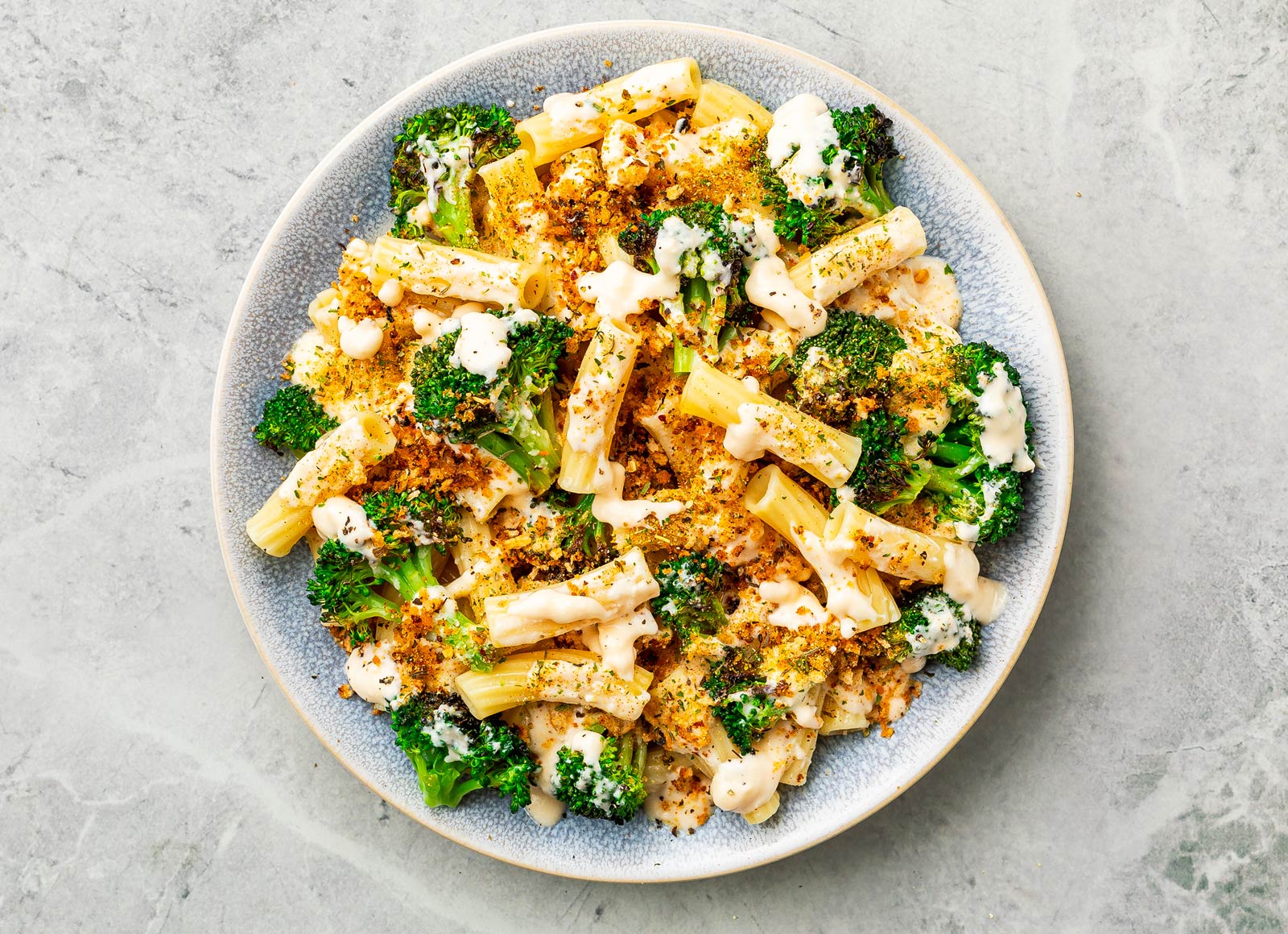 Creamy Broccoli Florets Cheddar Baked Mac 'n Cheese