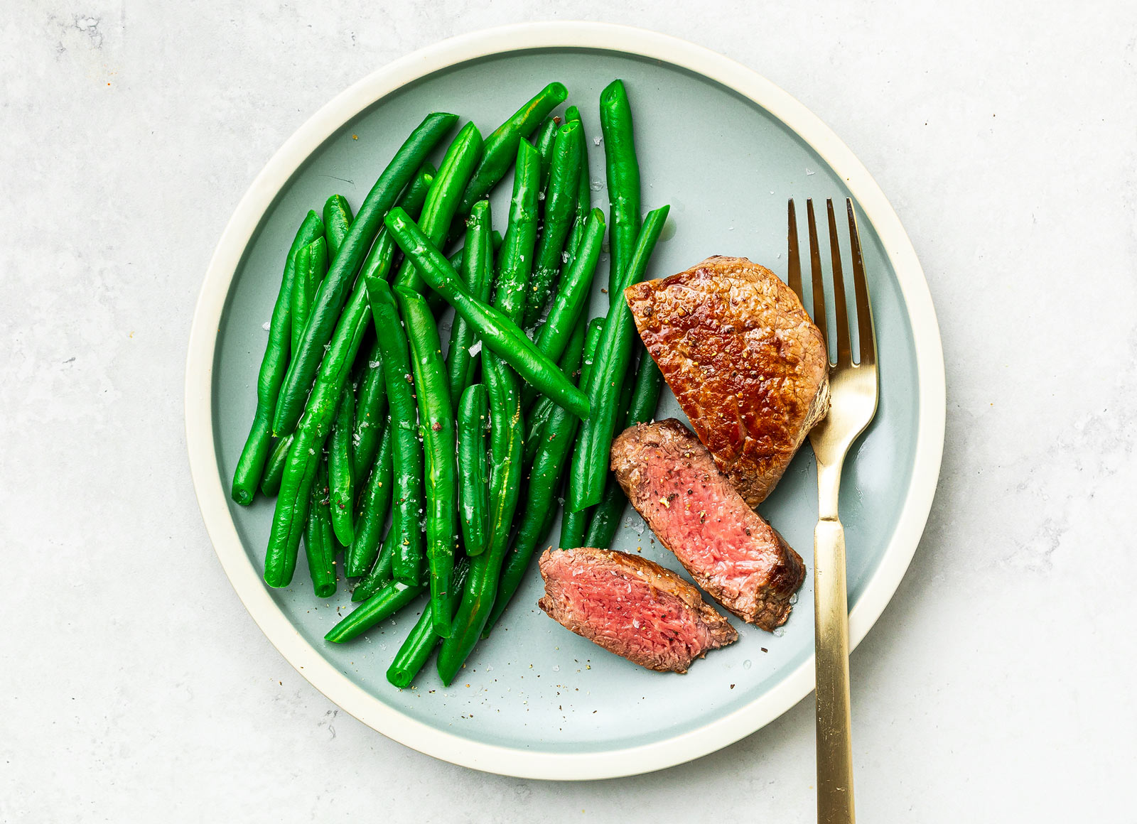 Seared Filet Mignon + Green Beans