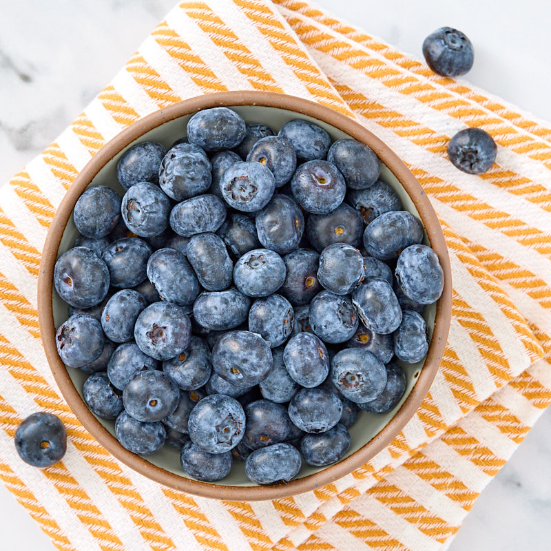 Organic Fresh Blueberries 1 of 2