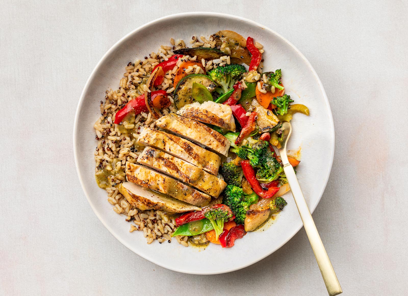 Green Chile Seasoned Grilled Chicken Breast + Stir-Fry Veggie Bowl