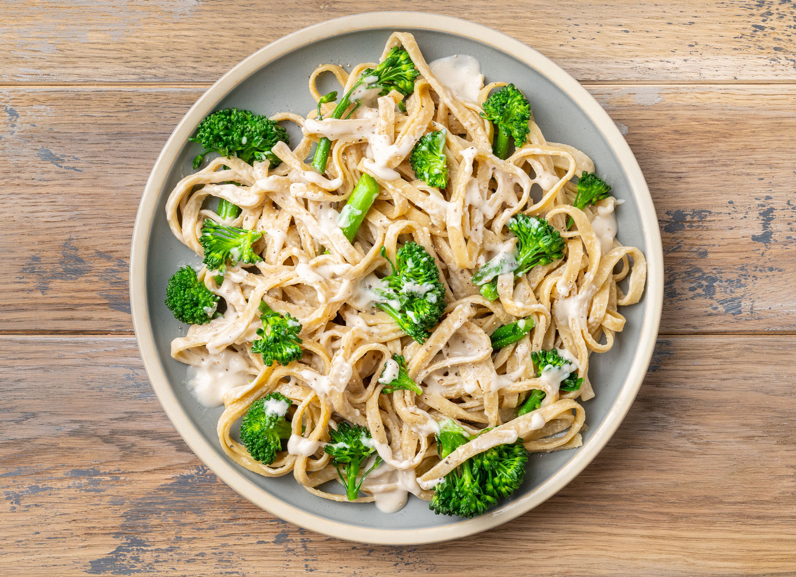Creamy Garlic Parm Linguine with Broccoli