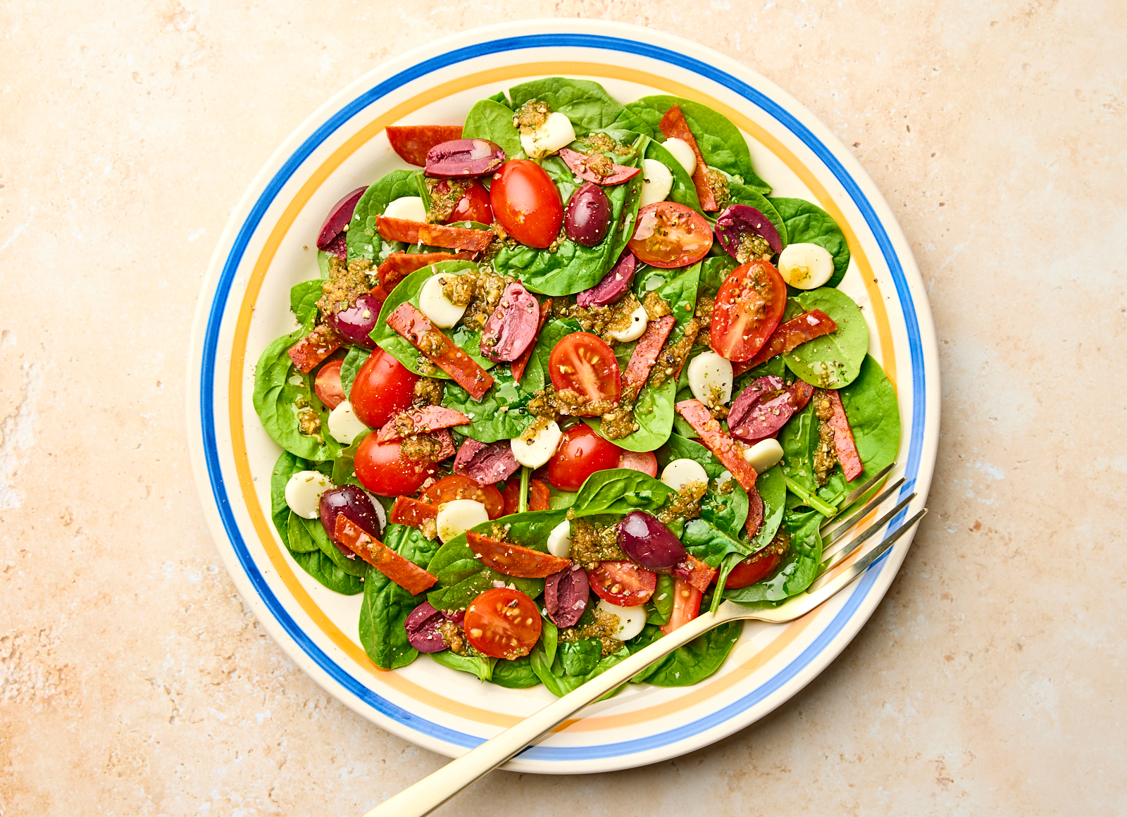 Antipasto Salad with Pepperoni with Baby Spinach