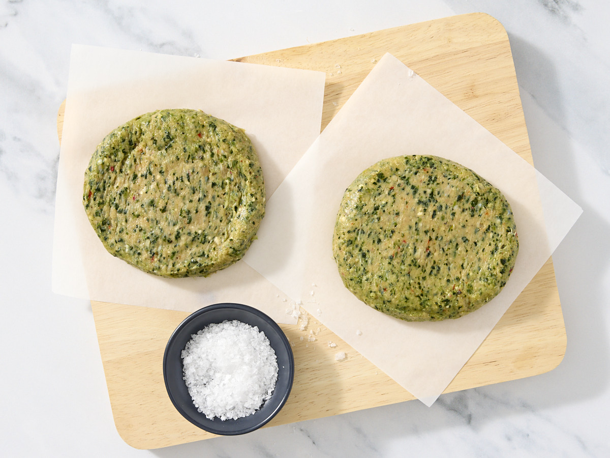 Raw Spinach and Feta Turkey Patty 1 of 2