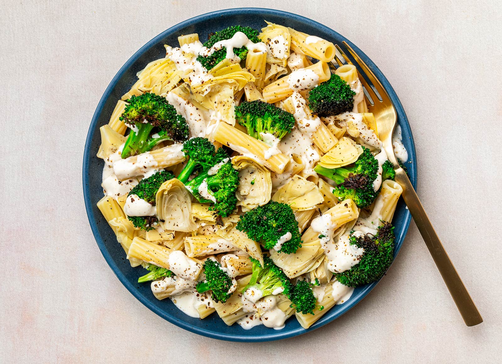 Creamy Broccoli Artichoke Rigatoni Pasta Bake