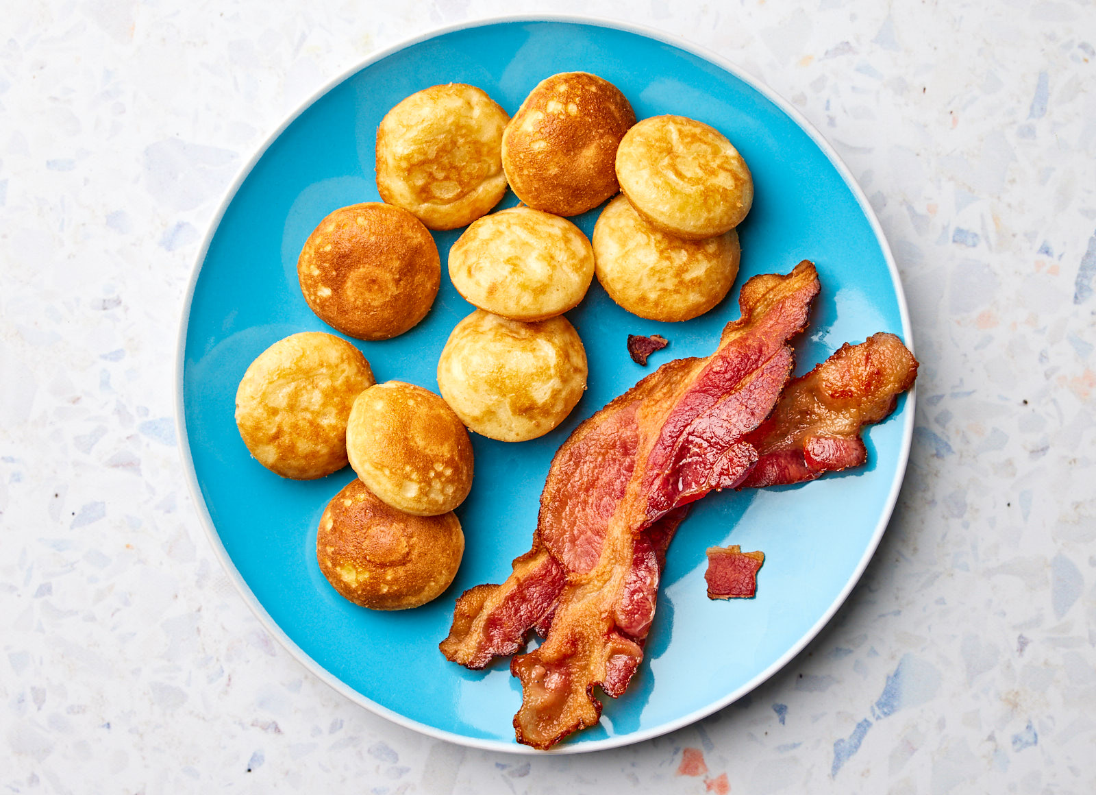 Bite-Sized Pancakes + Crispy Applewood Smoked Pork Bacon