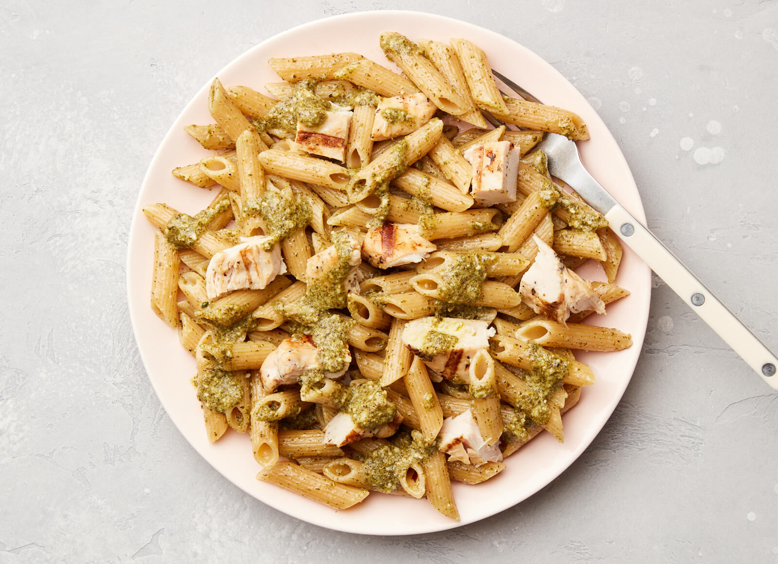 Classic Pesto Seasoned Grilled Chicken Breast Pasta