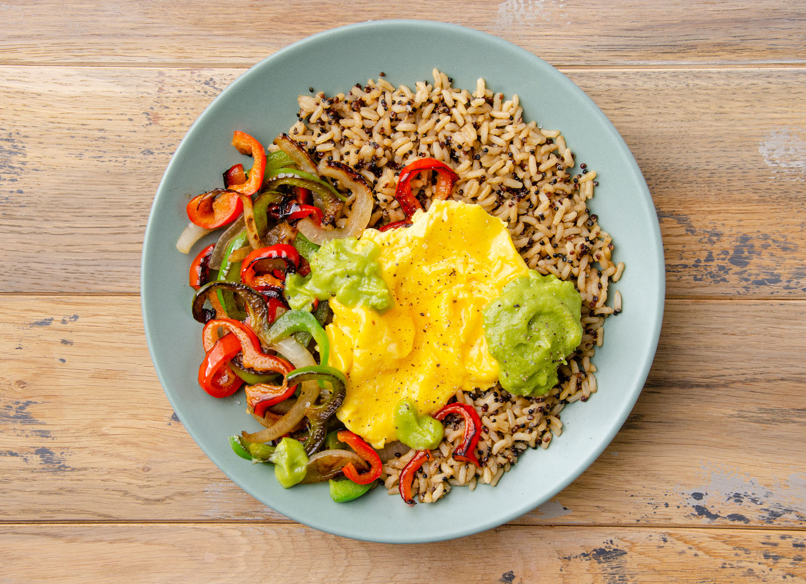 Fajita Veggie Scrambled Eggs Bowl