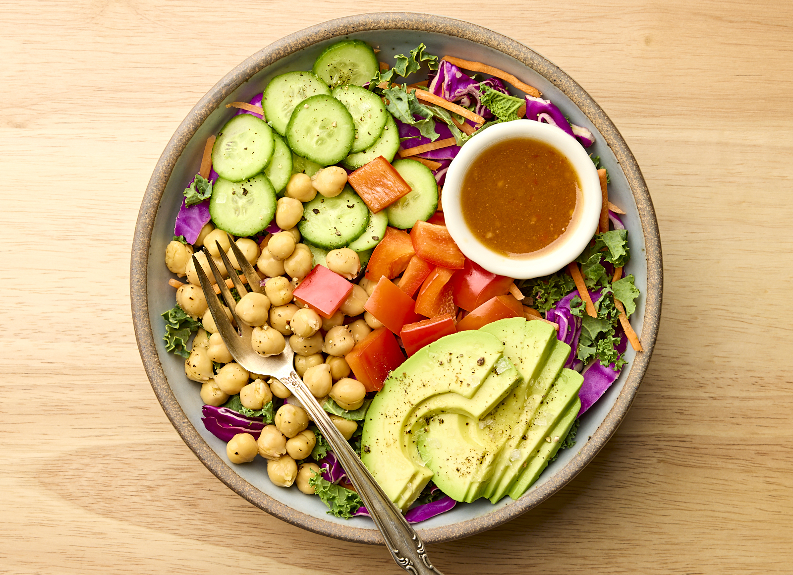 Rainbow Chickpea Avocado Salad
