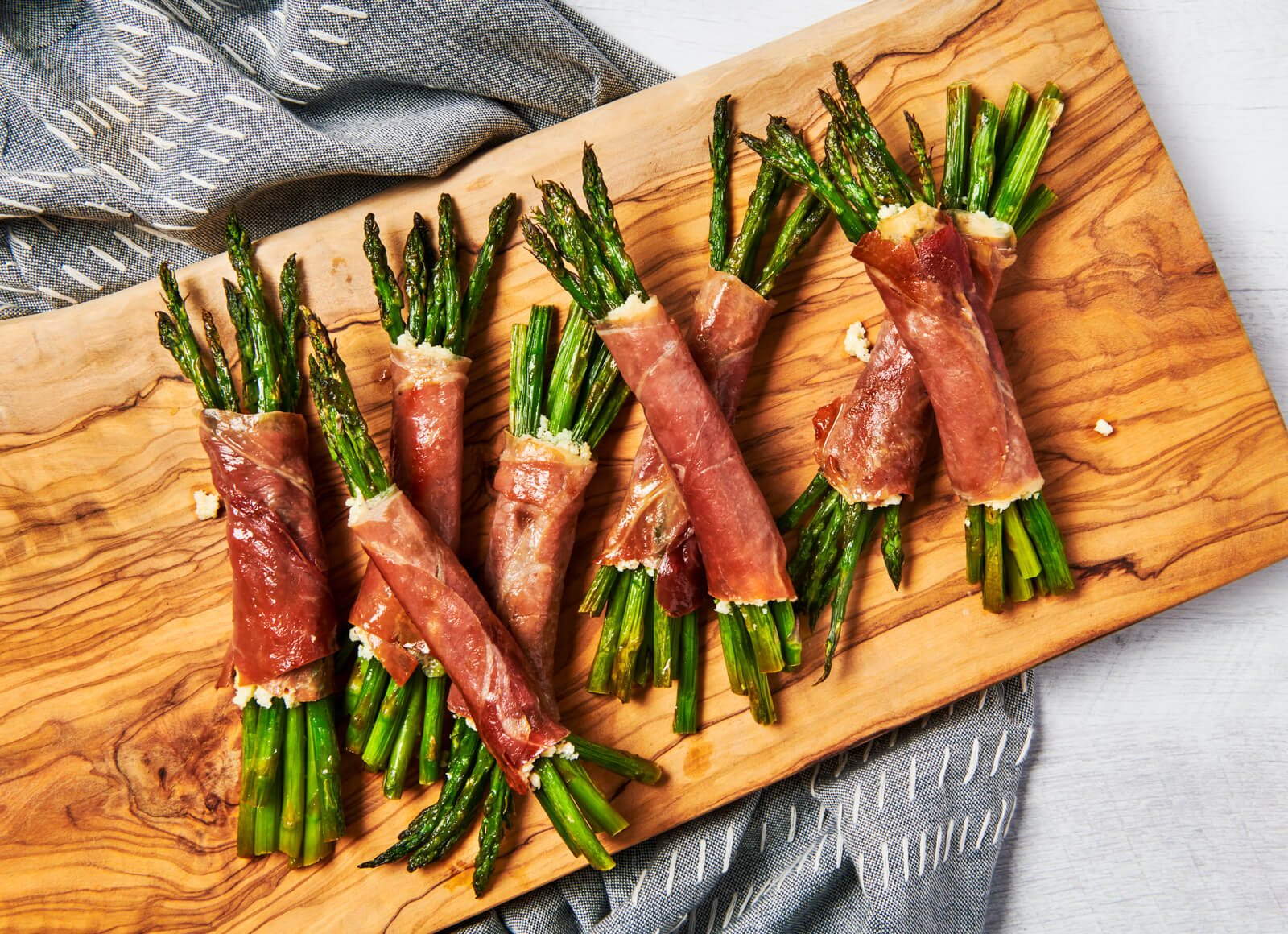 Family-Size Crispy Prosciutto-Wrapped Asparagus