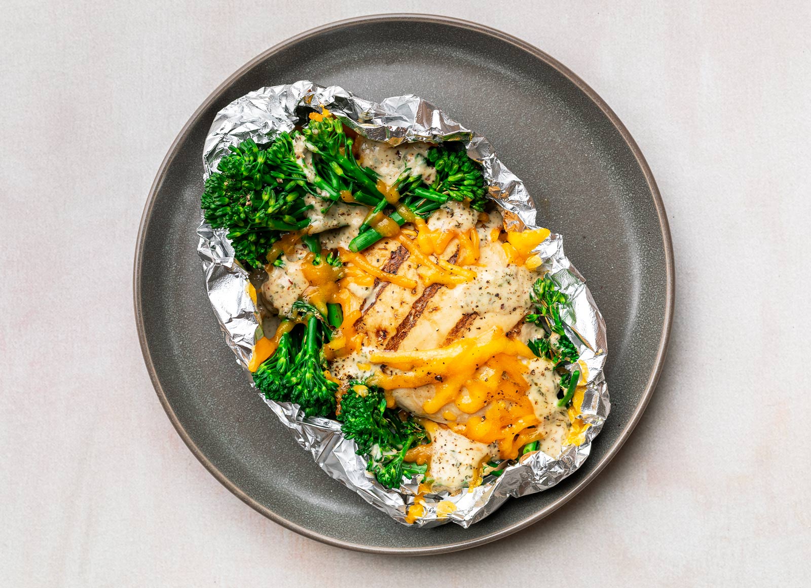 EasyCleanup Cheesy Spinach Artichoke Chicken Hungryroot