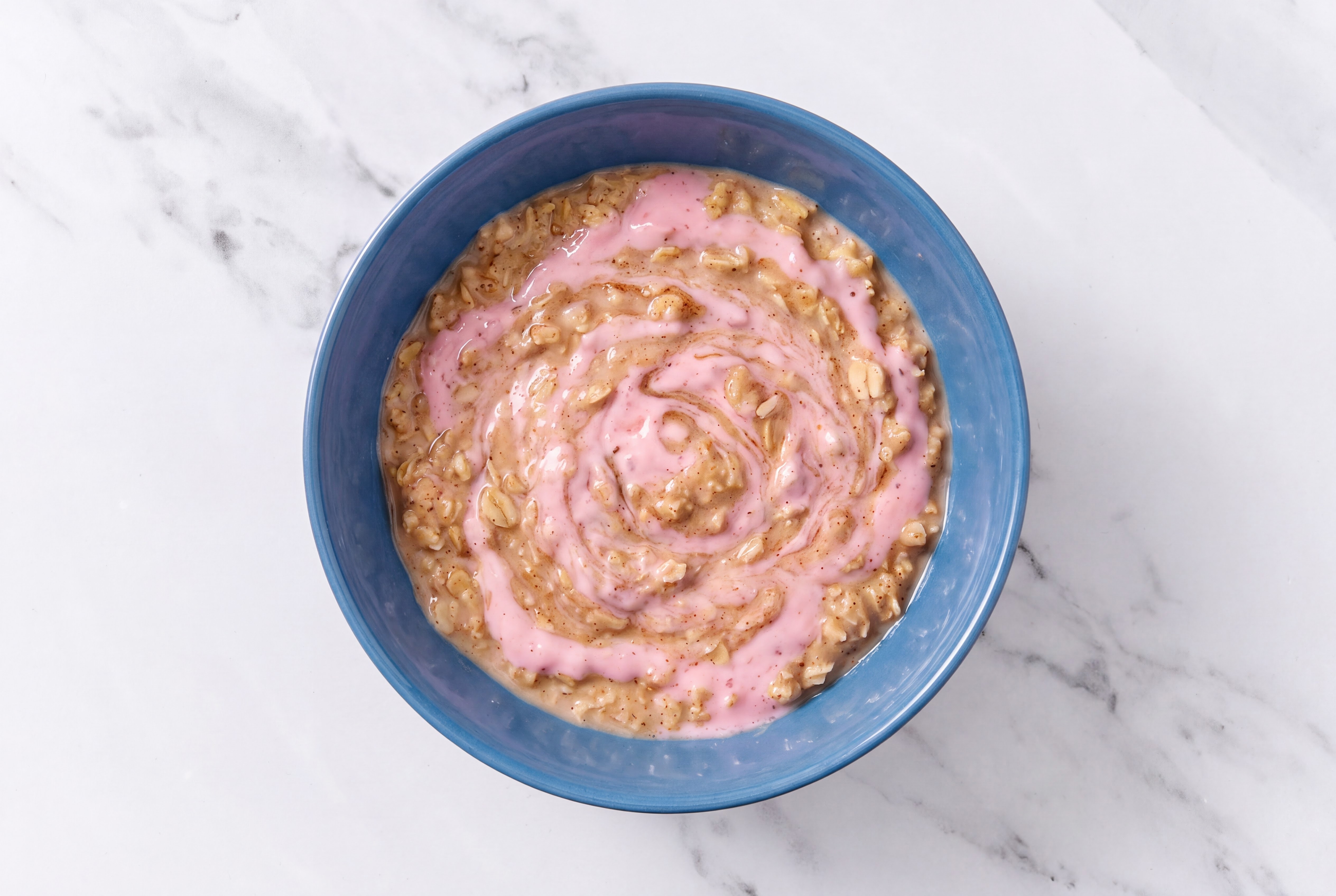 Maple Cinnamon Oatmeal & Strawberry Yogurt