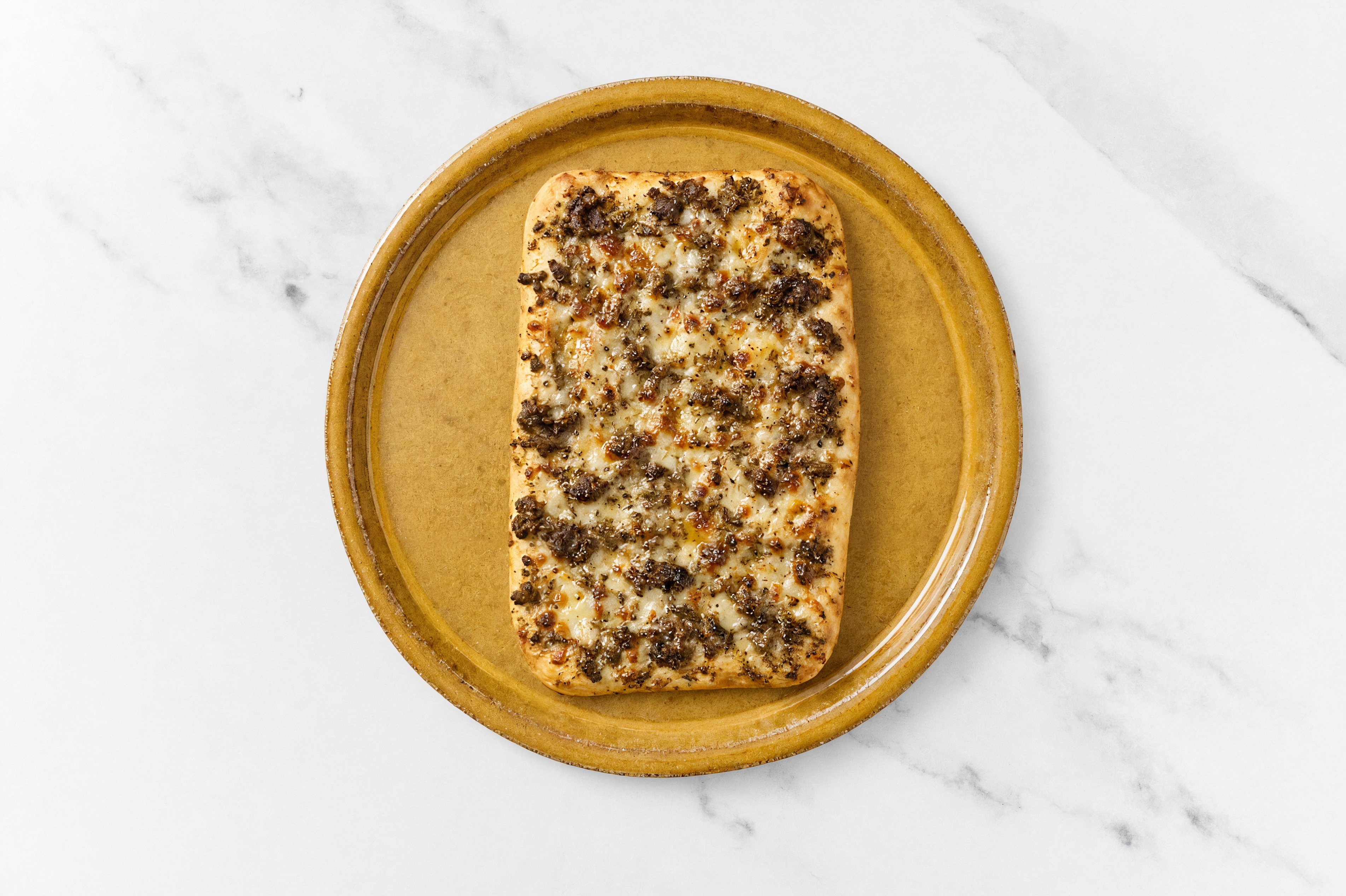 Za'atar Spiced Lamb Cheesy Flatbread | Hungryroot
