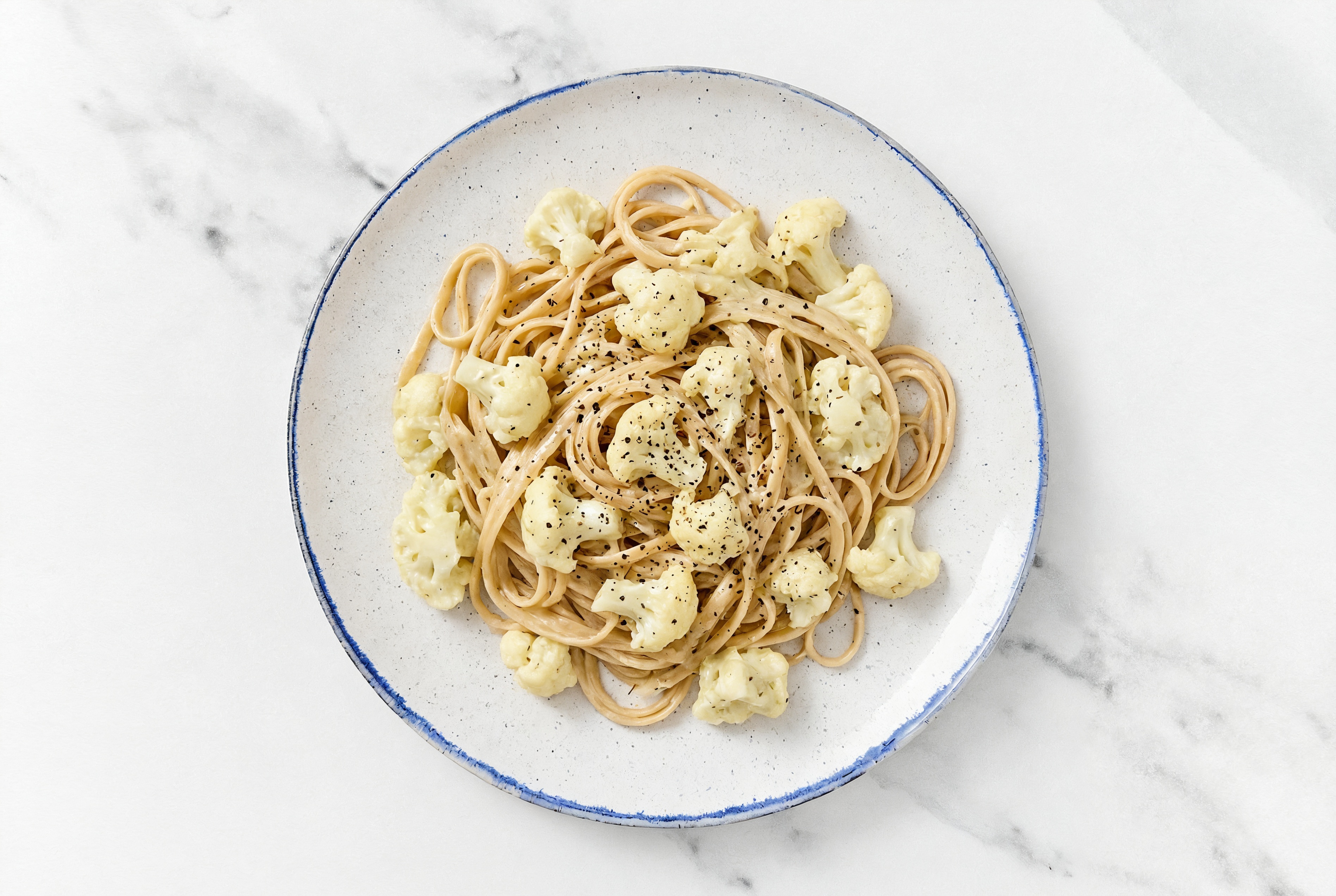 Herb Cream Egg Pasta with Cauliflower Linguine