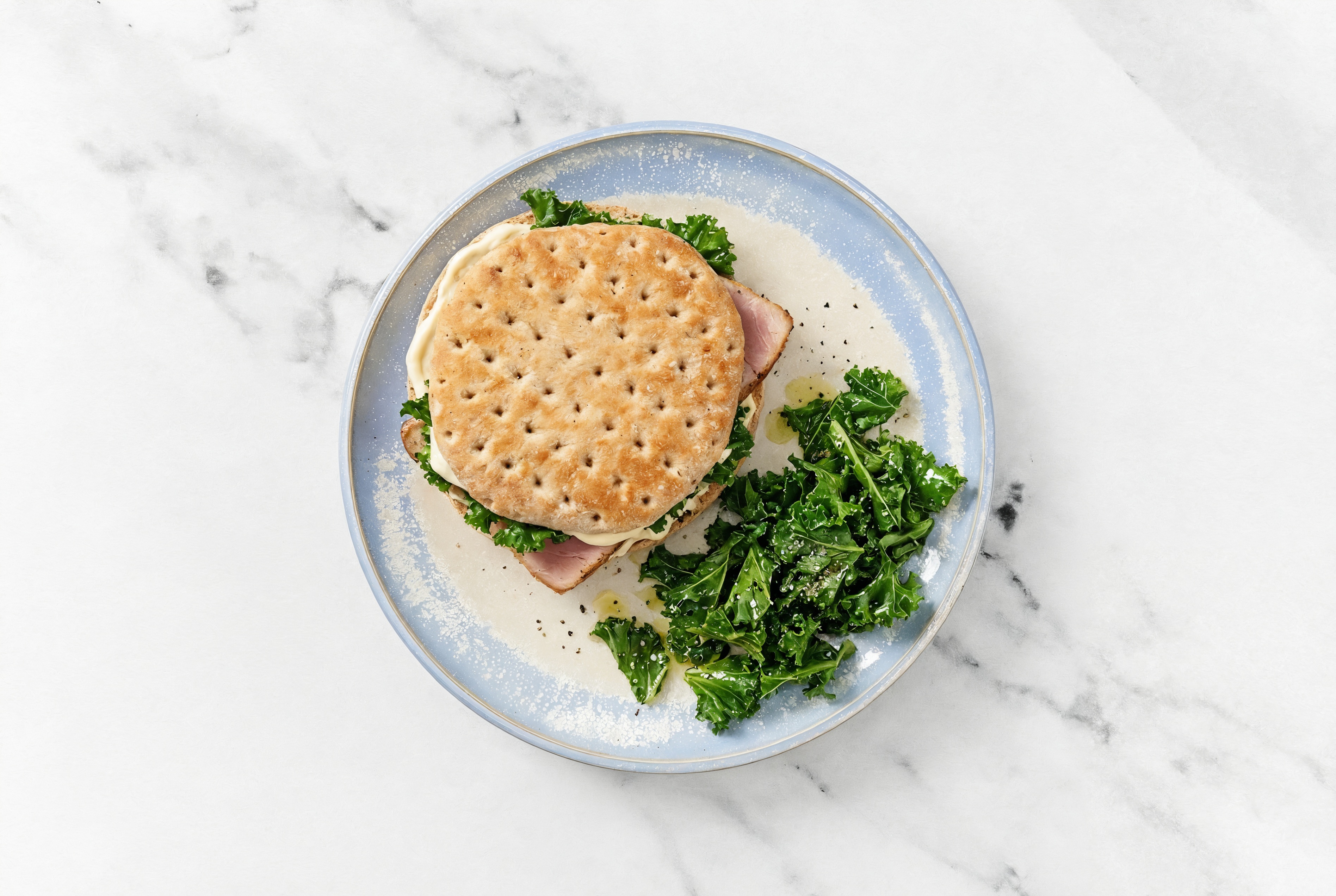Horseradish Tuna Sandwich on Multigrain with Kale