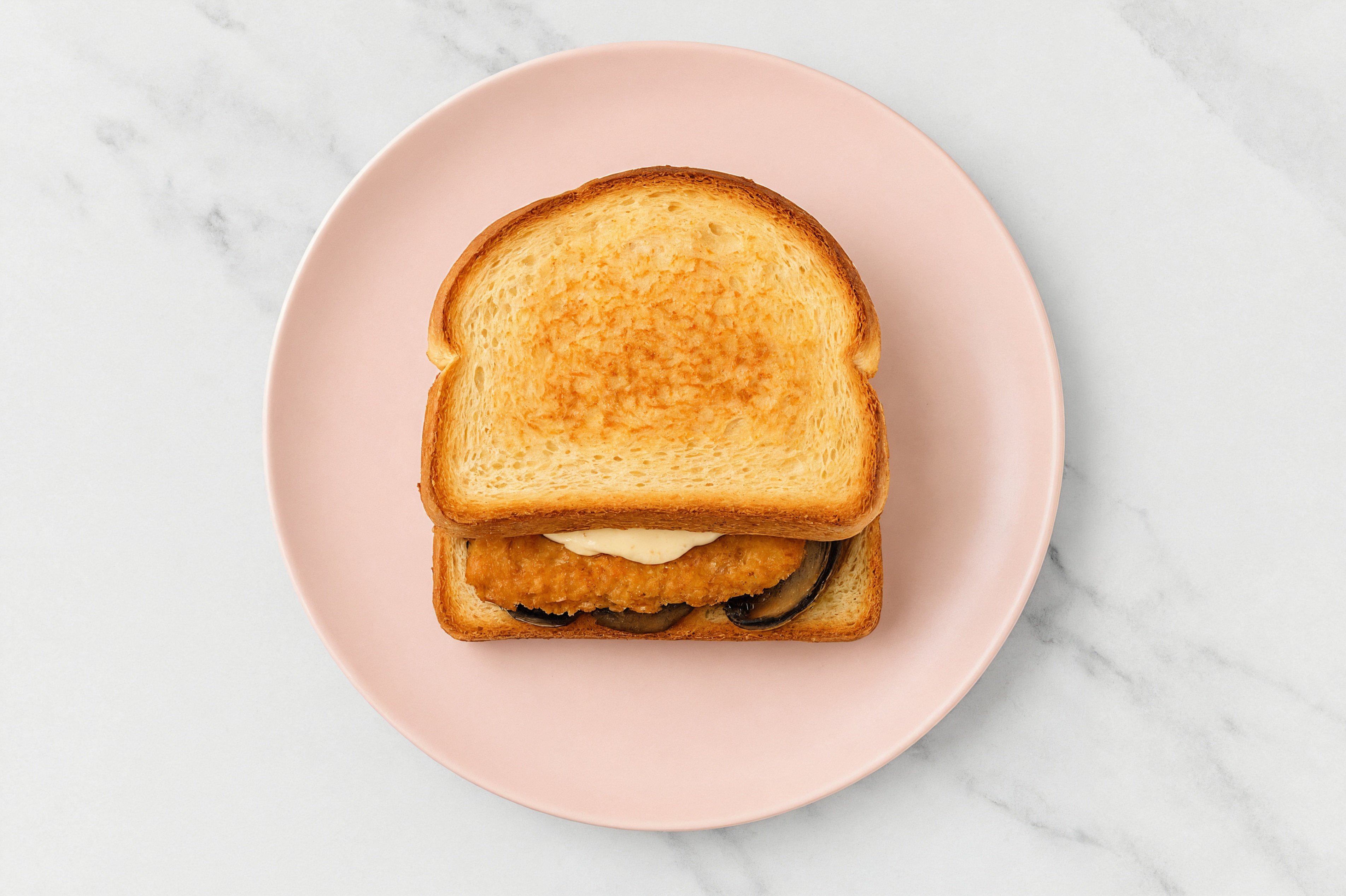 Creamy Horseradish "Chicken" Tenders Sandwich with Portabellas on Honey White Bread