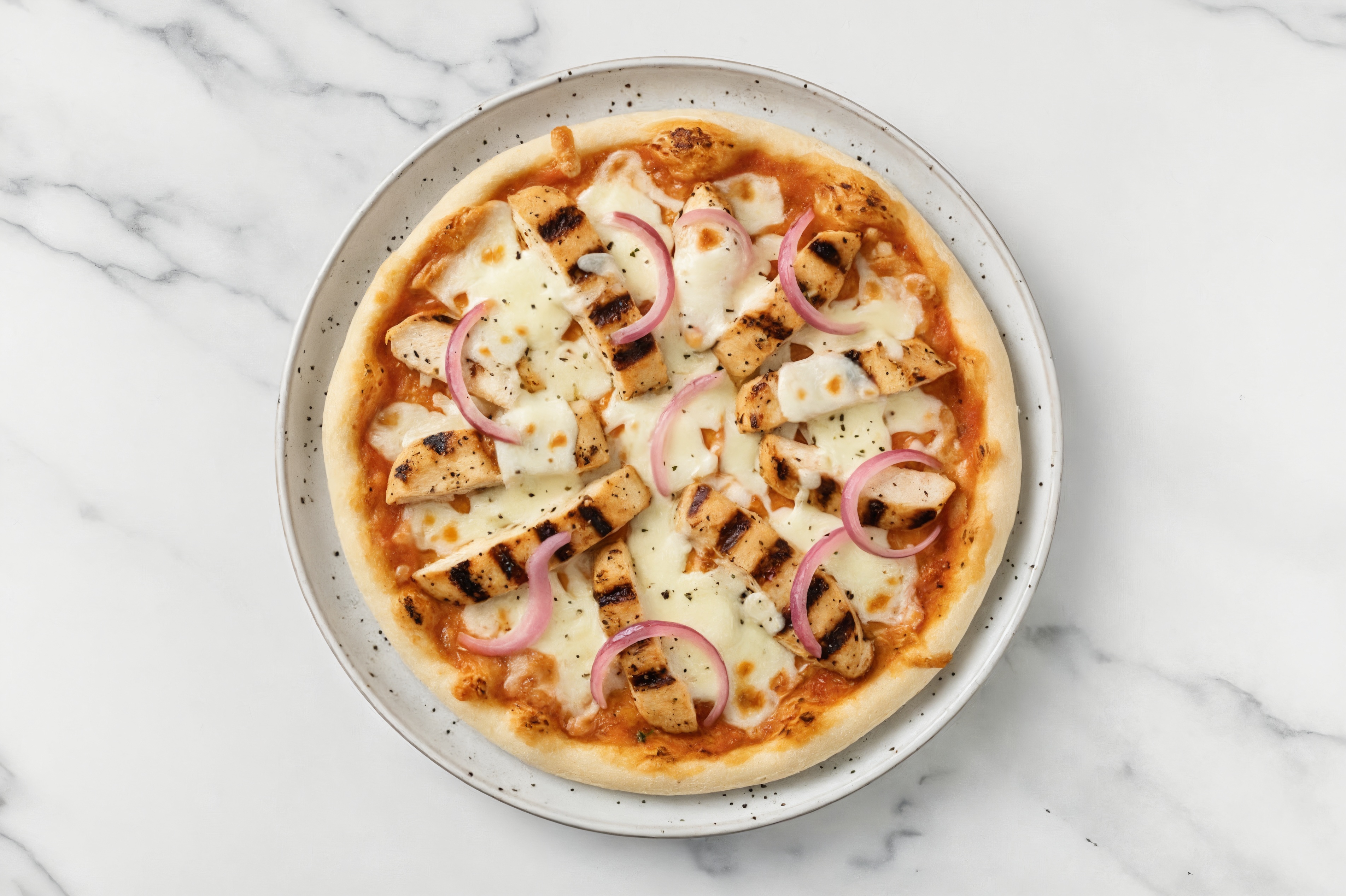 Creamy Grilled Chicken Gluten-Free Pizza with Pickled Onion