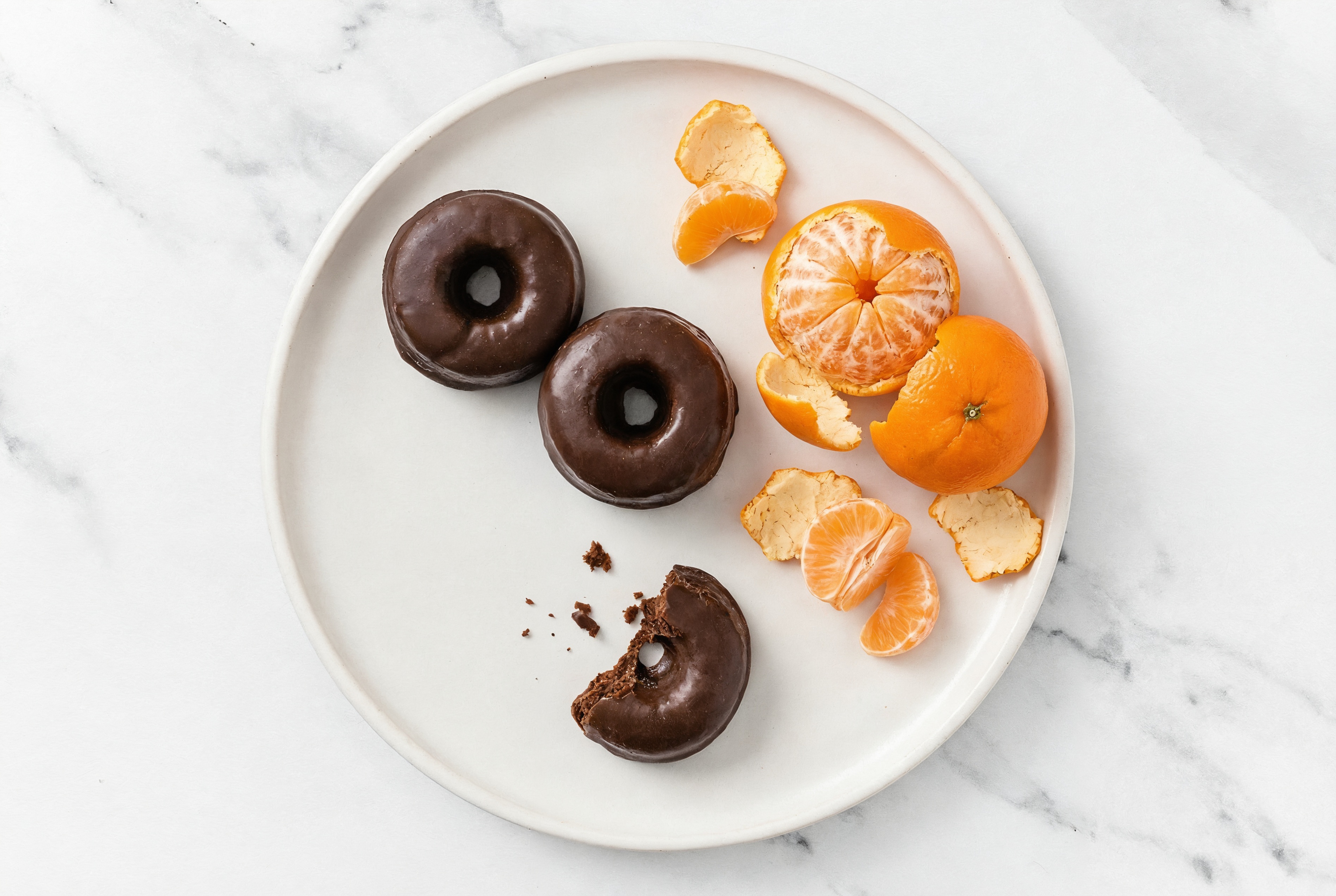 Plant-Based Mini Chocolate Donuts & Mandarins Snack Pack