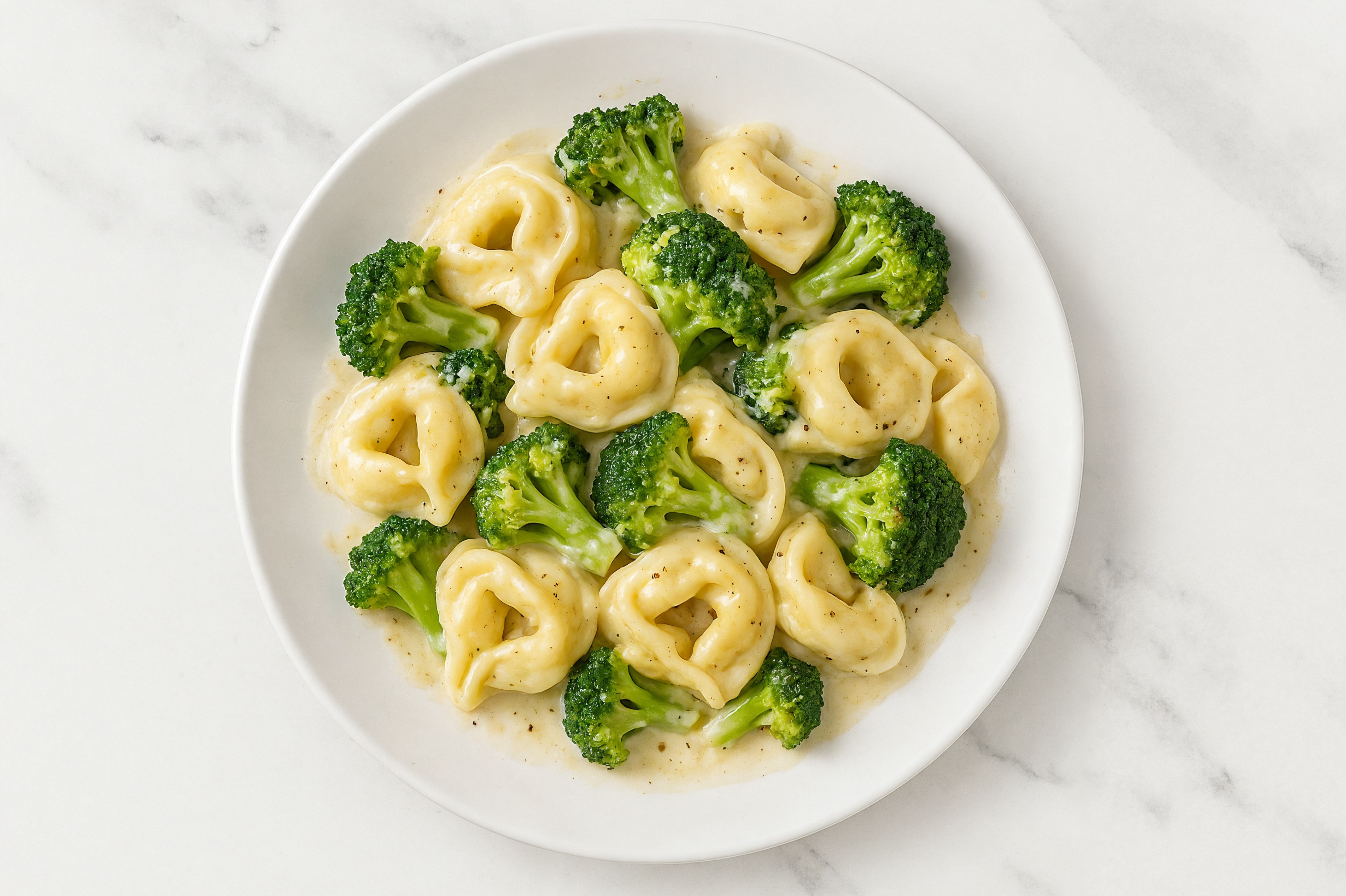 Alfredo Tortelloni with Organic Broccoli