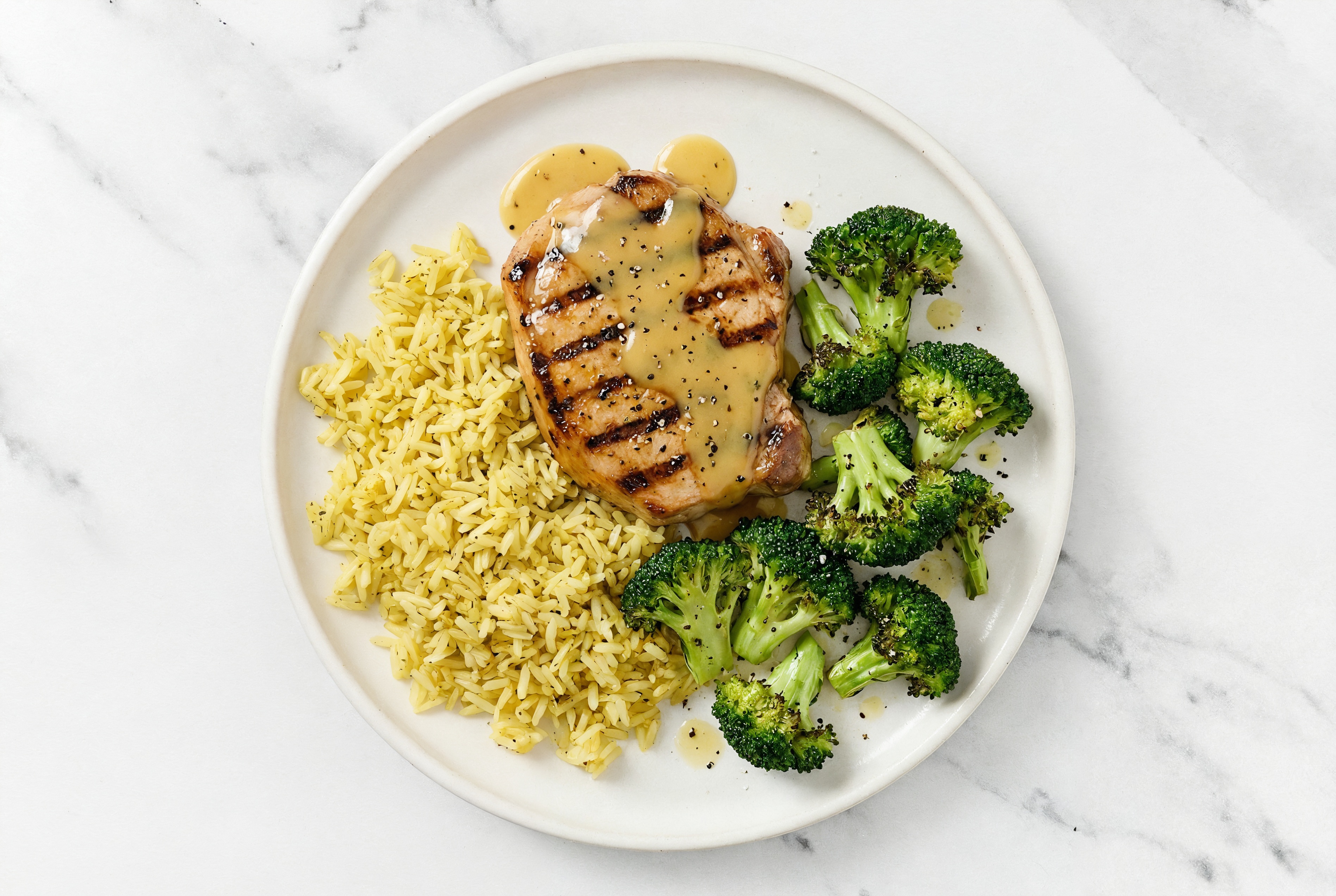  Air Fryer Honey Mustard Pork Chops with Seasoned Jasmine Rice