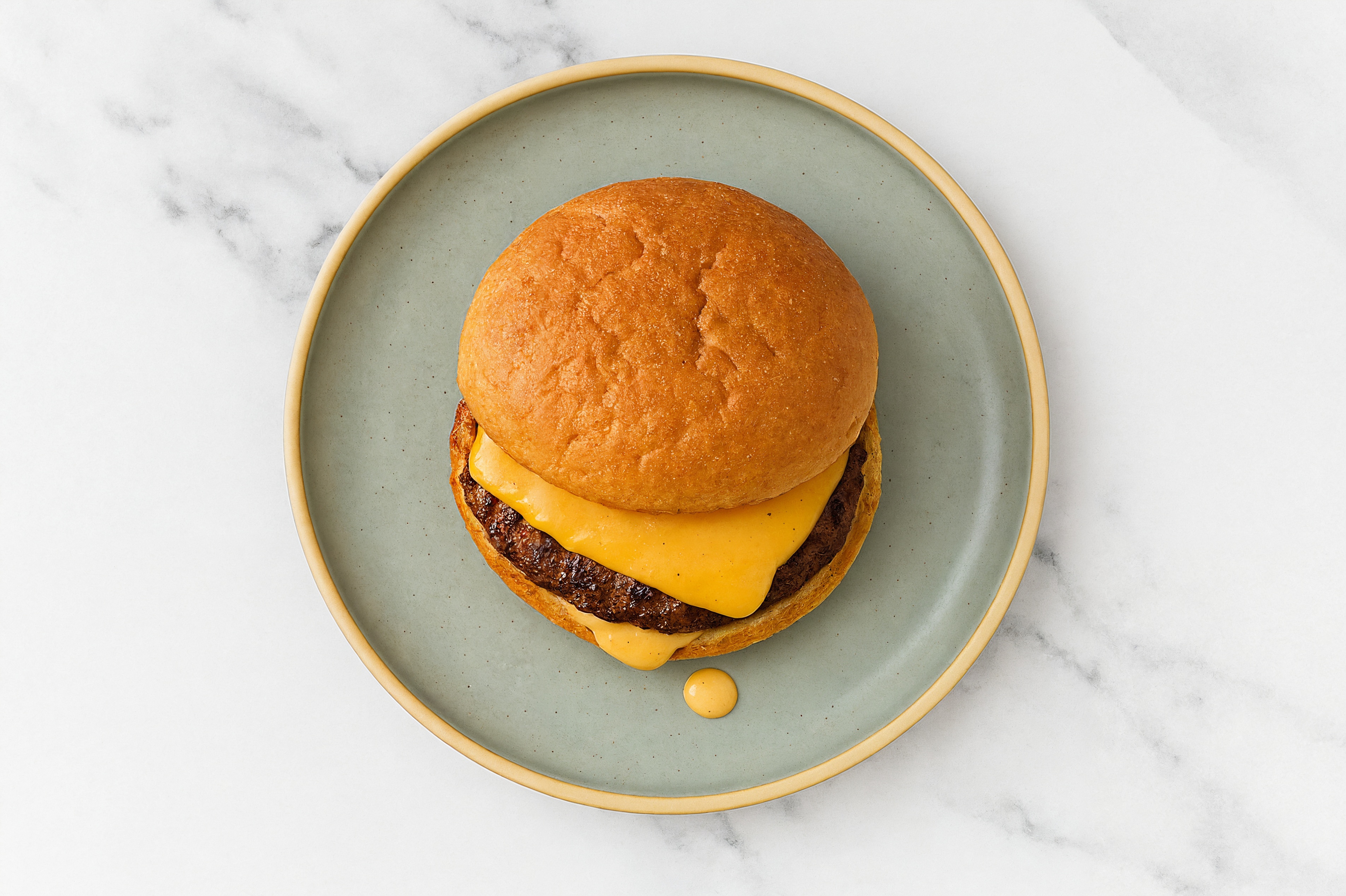 Gouda Beyond Burger on GF Bun with Buffalo Ranch