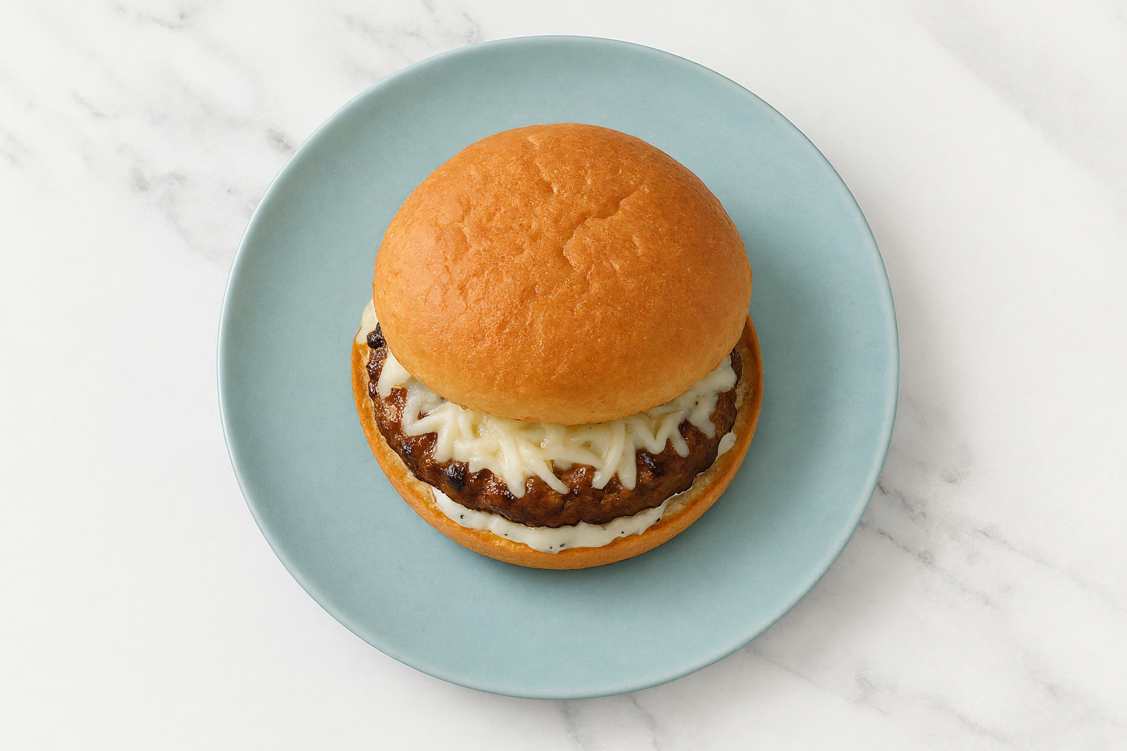 "Mozzarella" Beef Burger on GF Bun with Cucumber Tzatziki