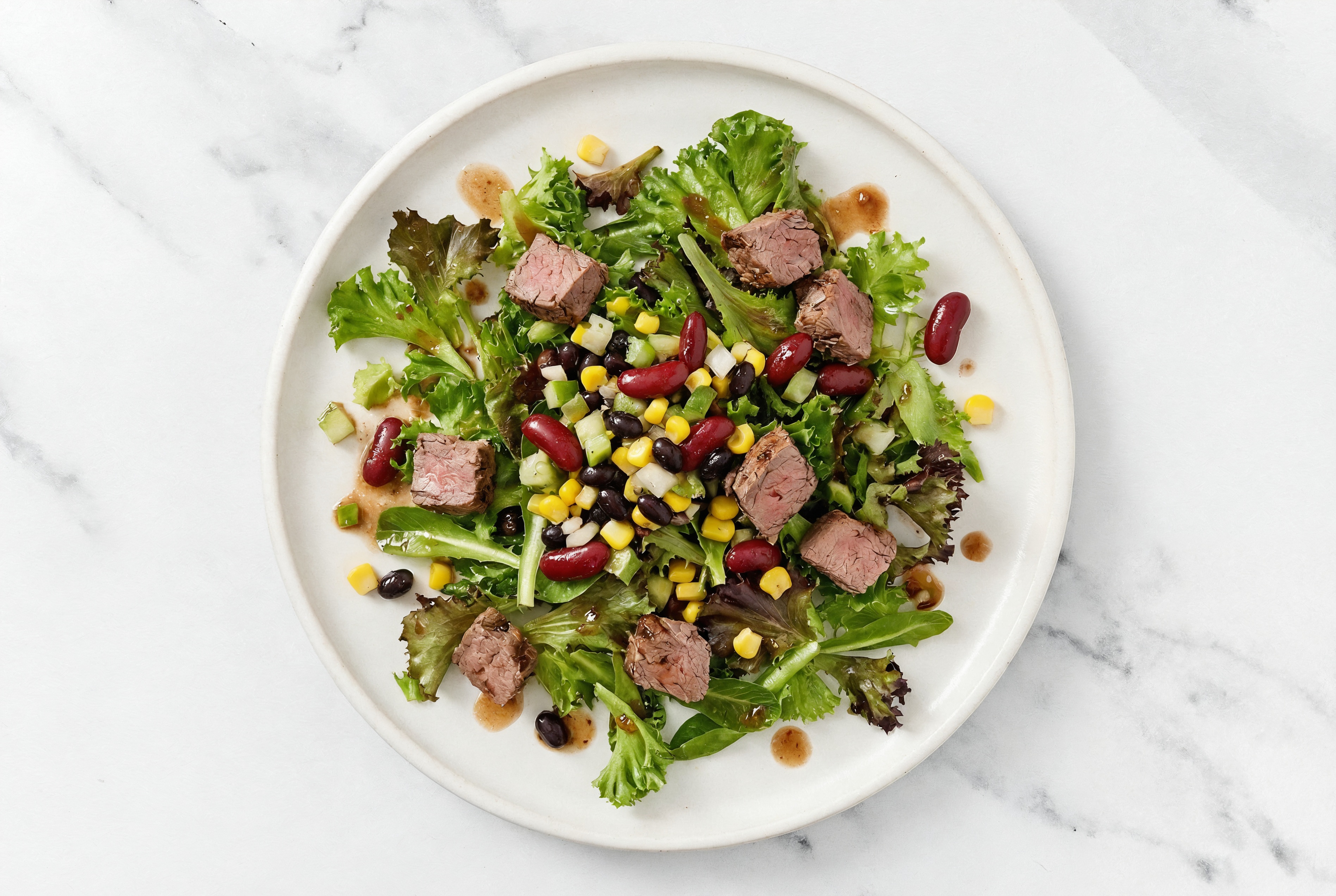 Balsamic Spring Mix Salad with Roast Beef & Black Beans