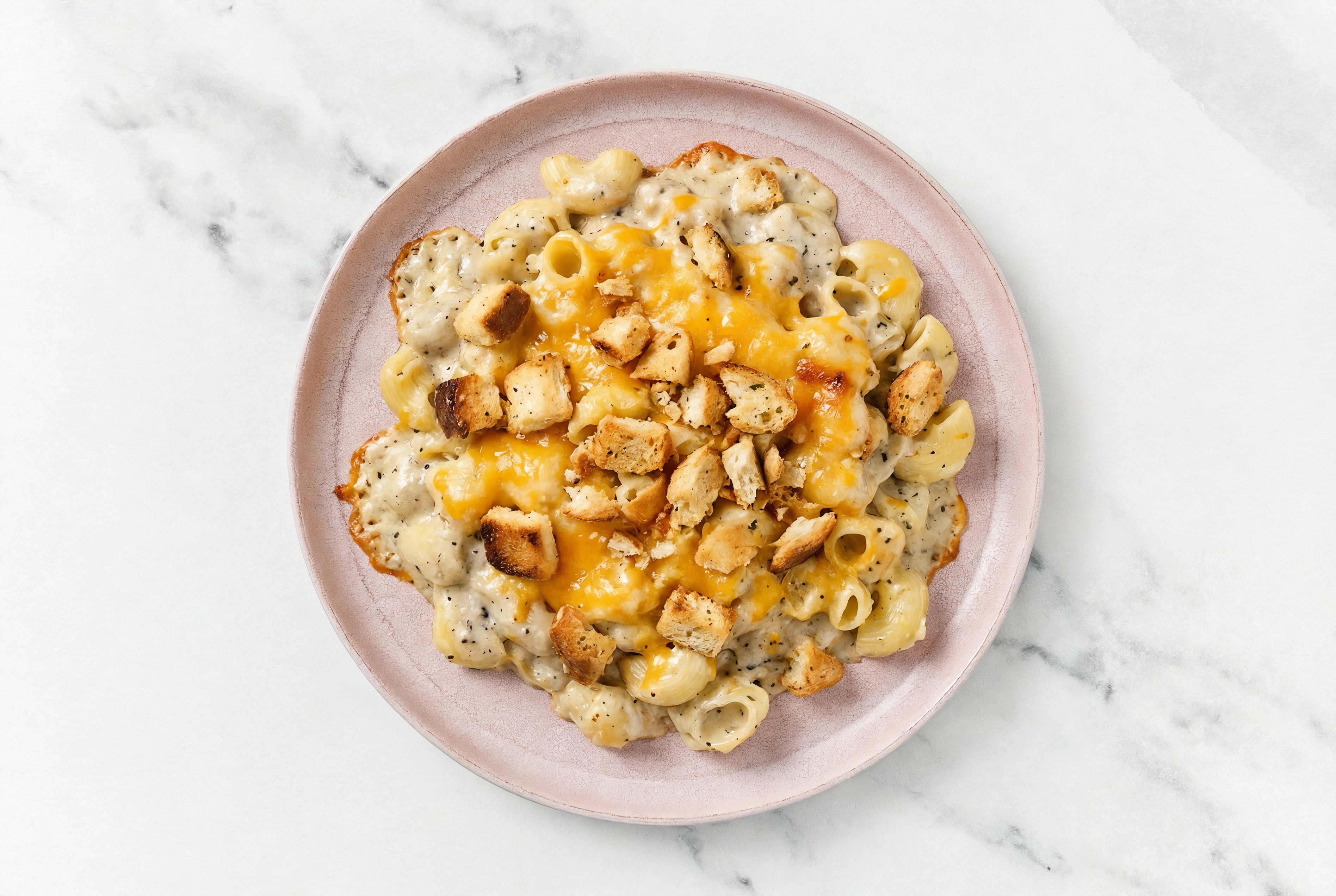 Mac 'n Cheese with Salt + Pepper Breadcrumbs with Shredded Sharp Cheddar Cheese
