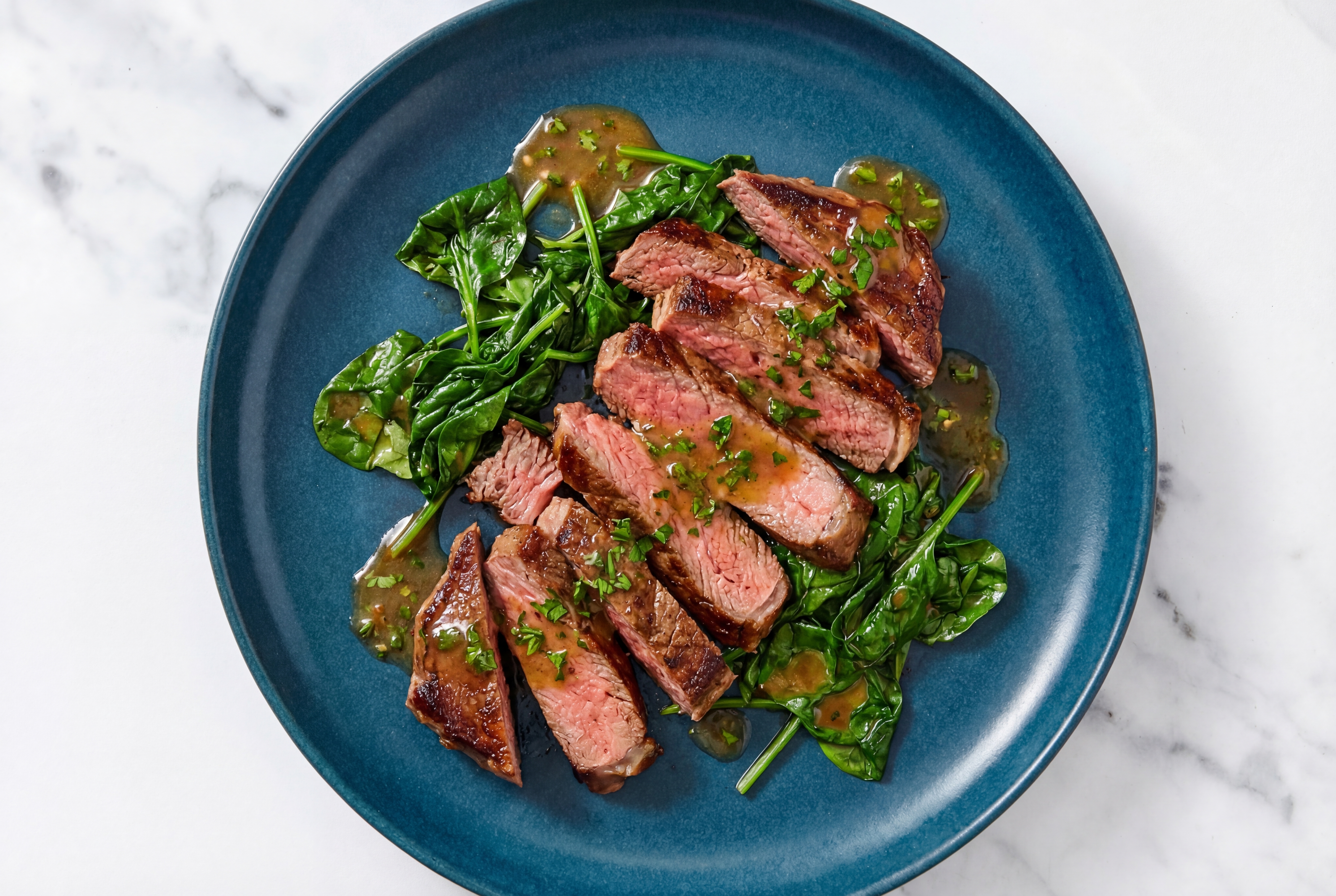 Hearty Steakhouse Style Herby Sirloin + Baby Spinach
