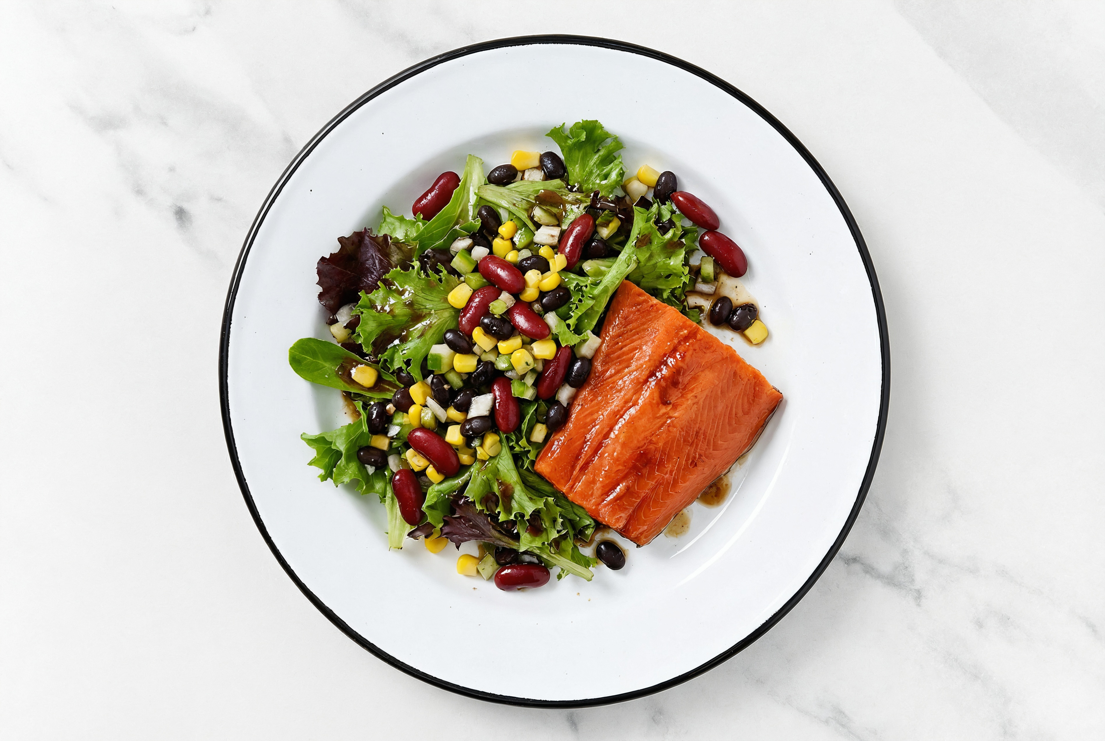 Balsamic Spring Mix Salad with Sockeye Salmon & Black Beans