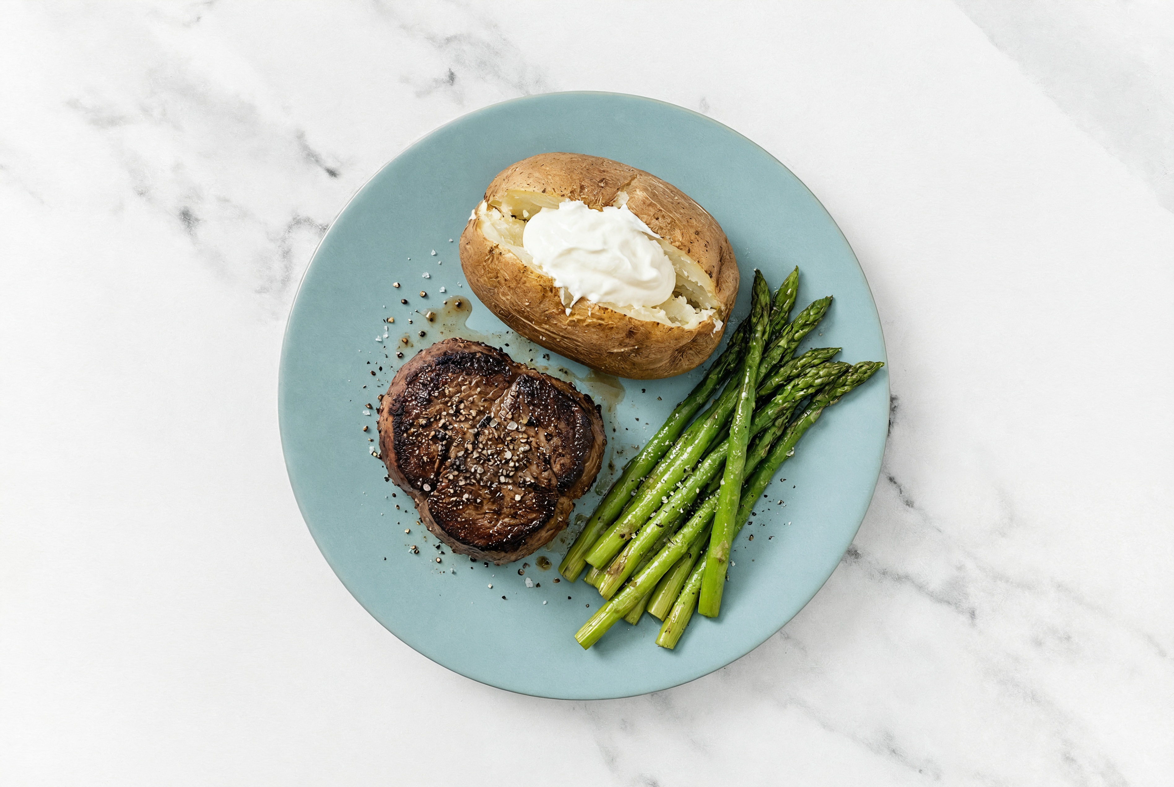 Hearty Wagyu Steakhouse-Style Wagyu Filet Mignon + Baked Microwave-Ready Russet Potato