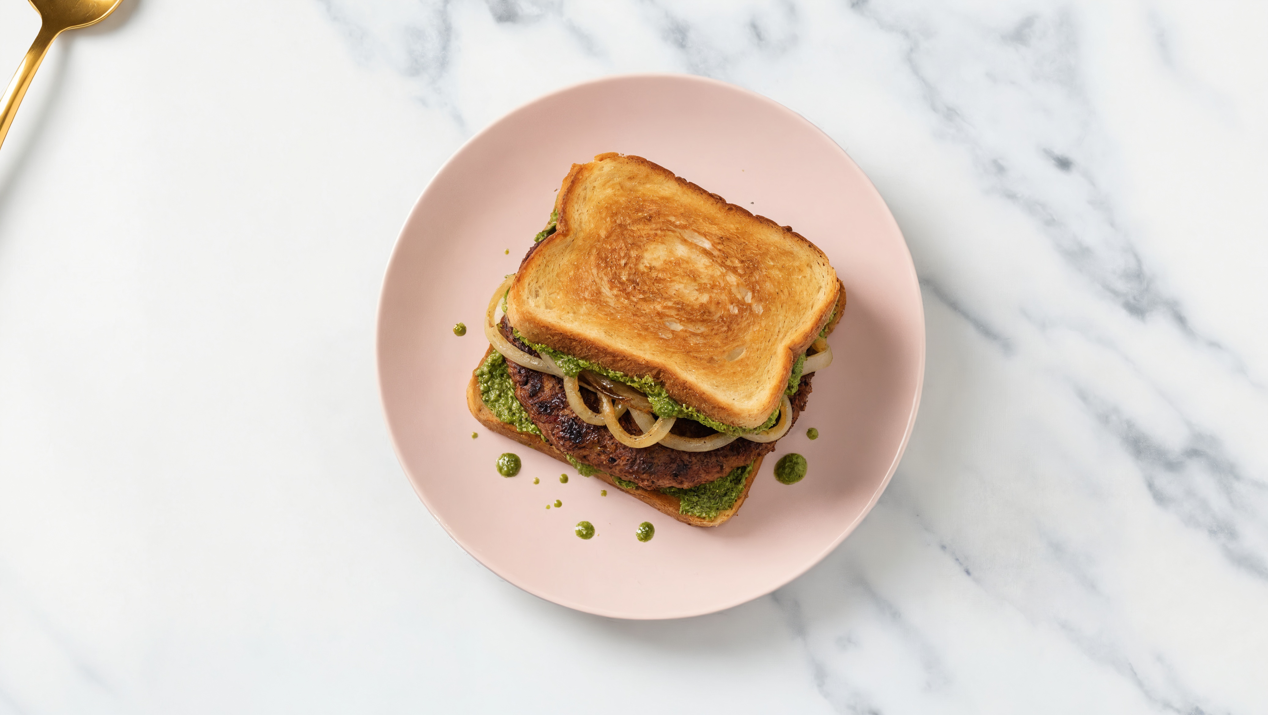 Caramelized Onion Beyond Burger on GF Bread with Basil Pesto