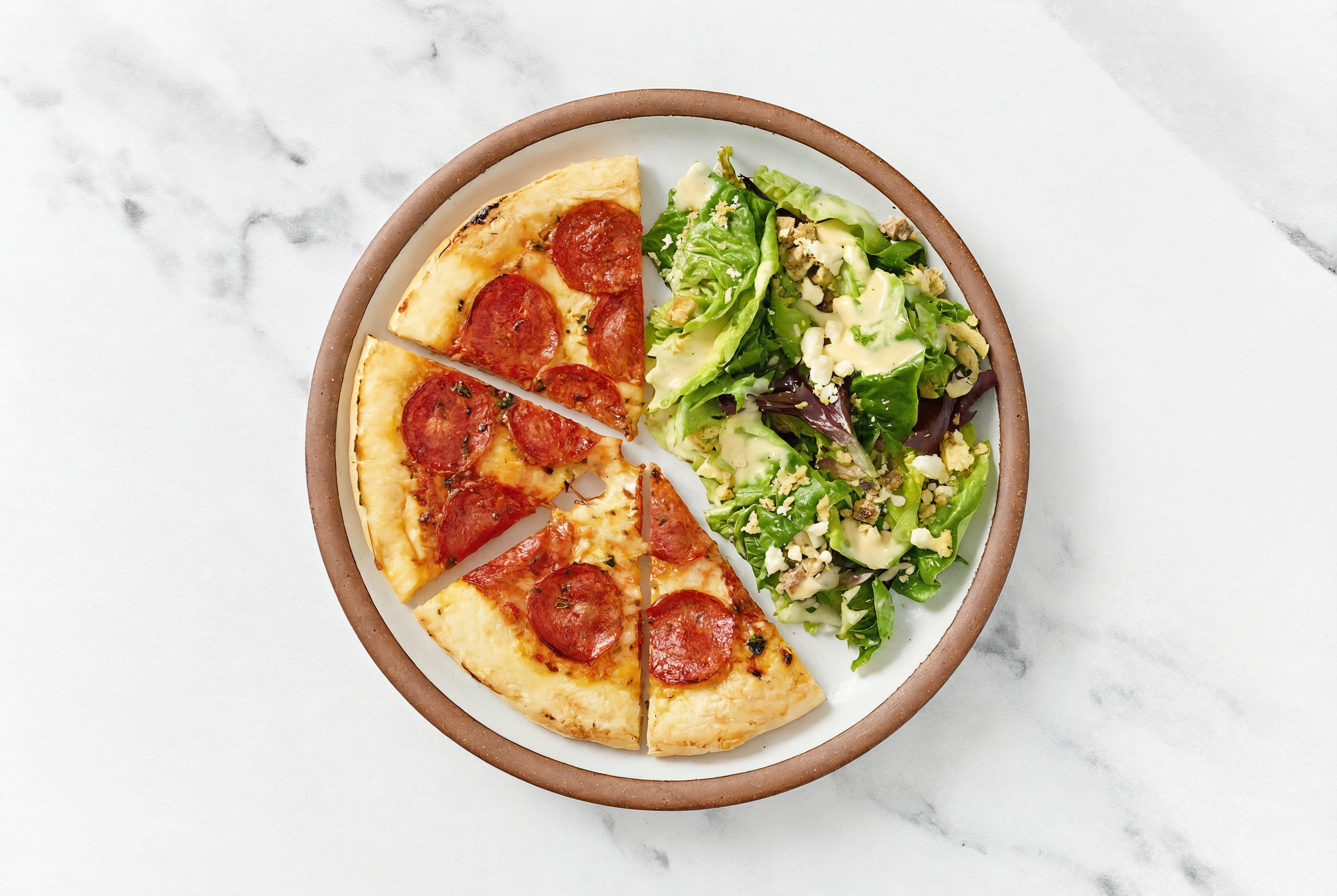 Pepperoni Pizza + Little Champagne Kit Gem Salad