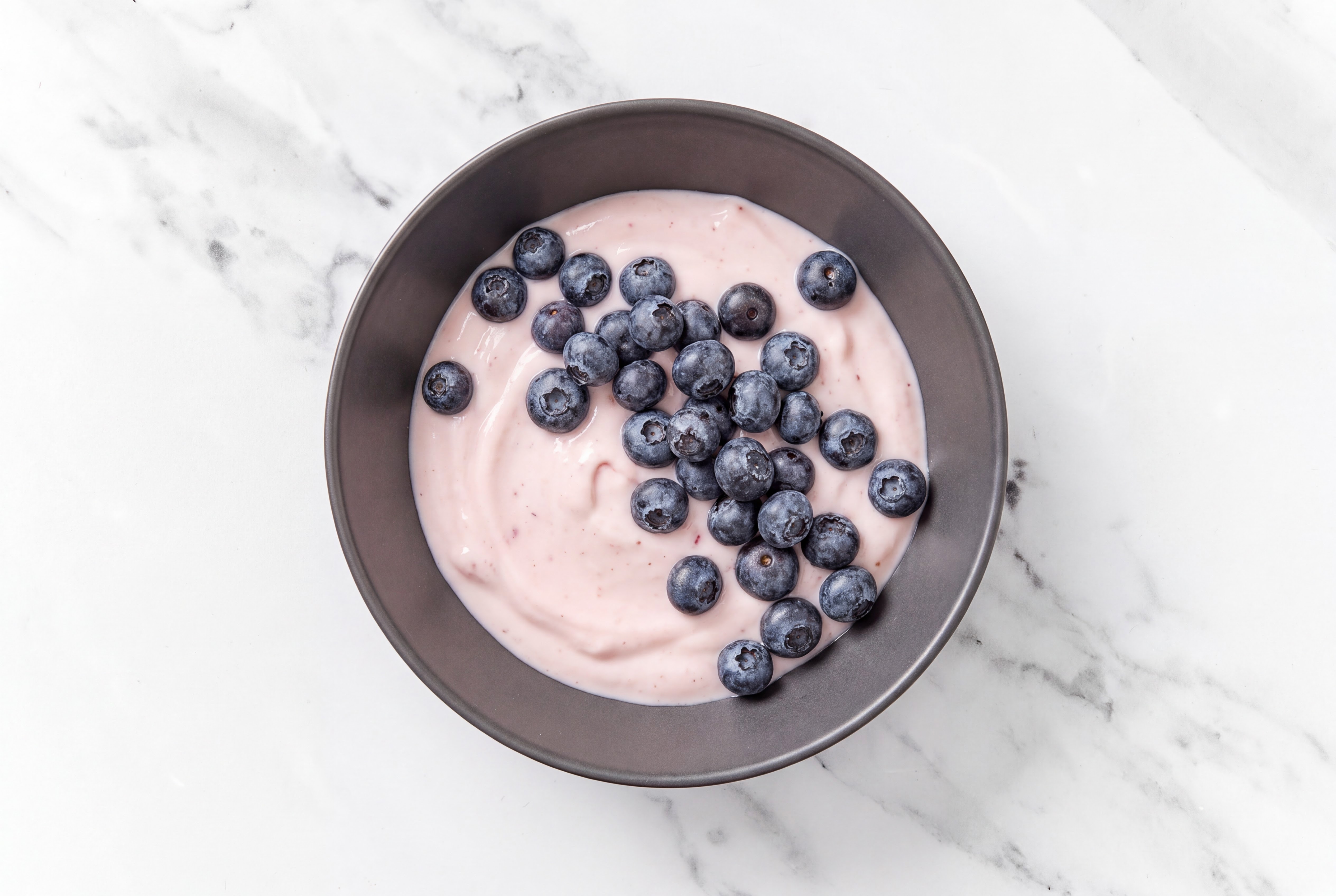 Mixed Berry Yogurt Bowl