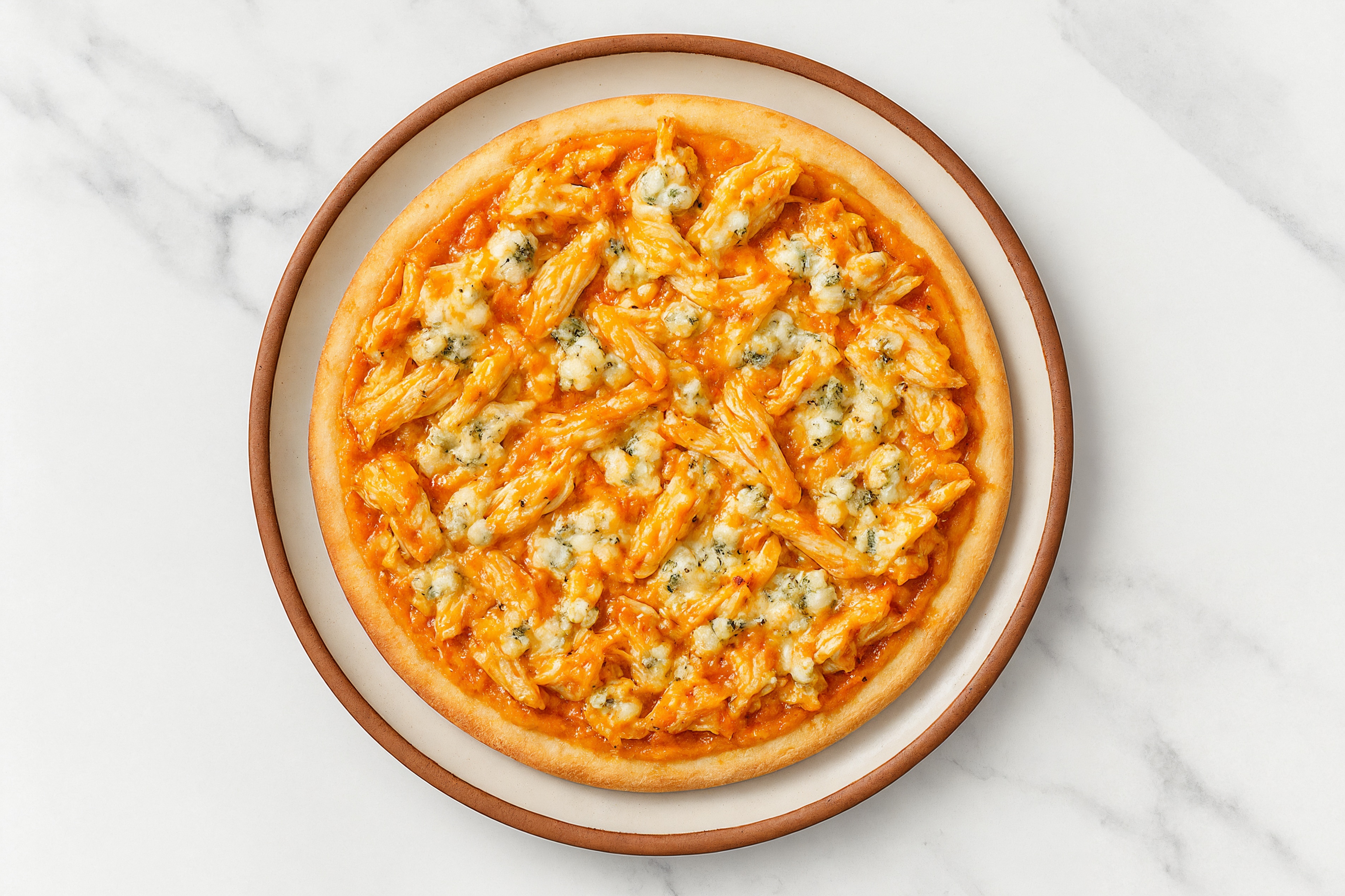 chickenページ Zesty Buffalo Chicken + Blue Cheese Flatbread | Hungryroot