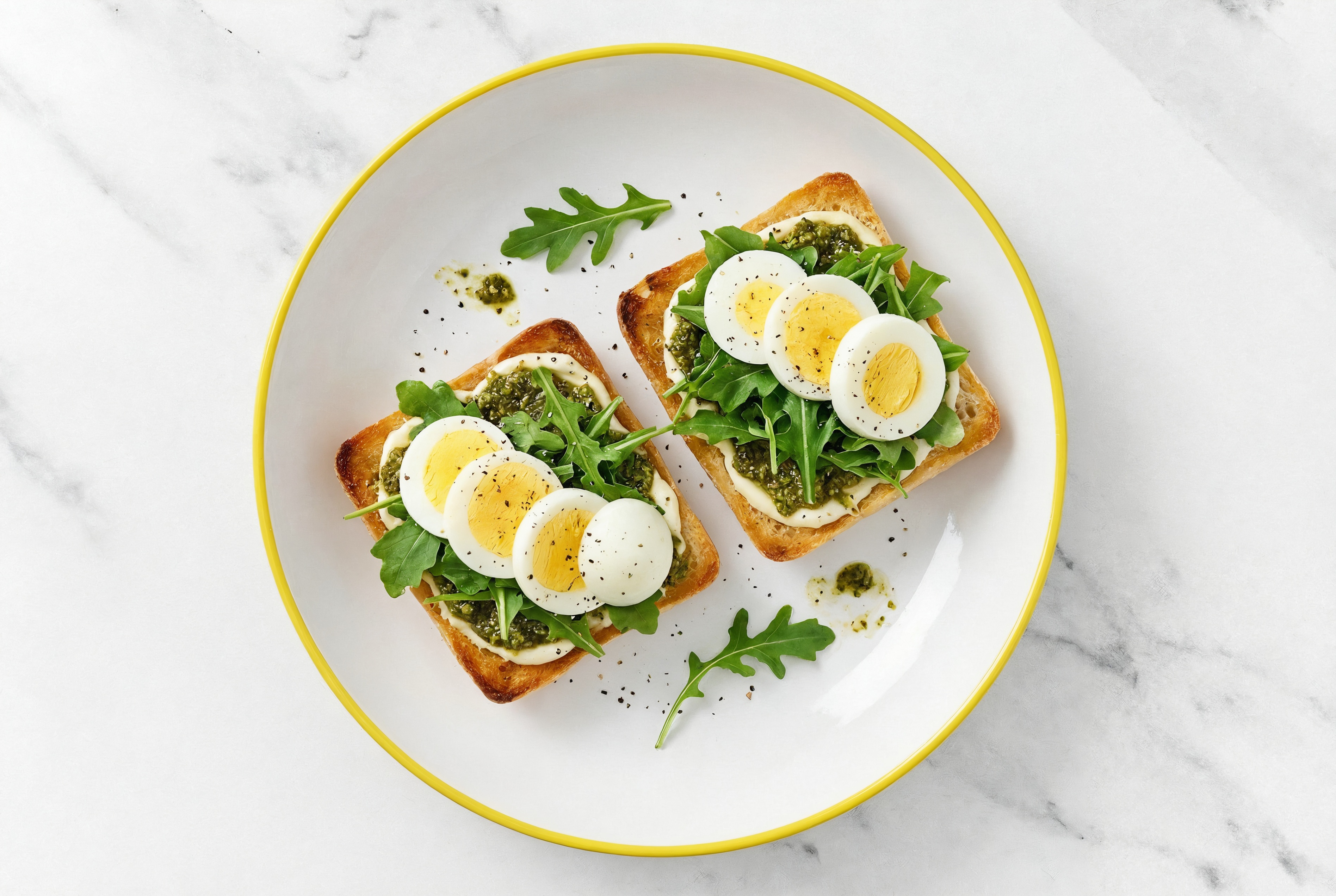 Pesto Nicoise Tartines