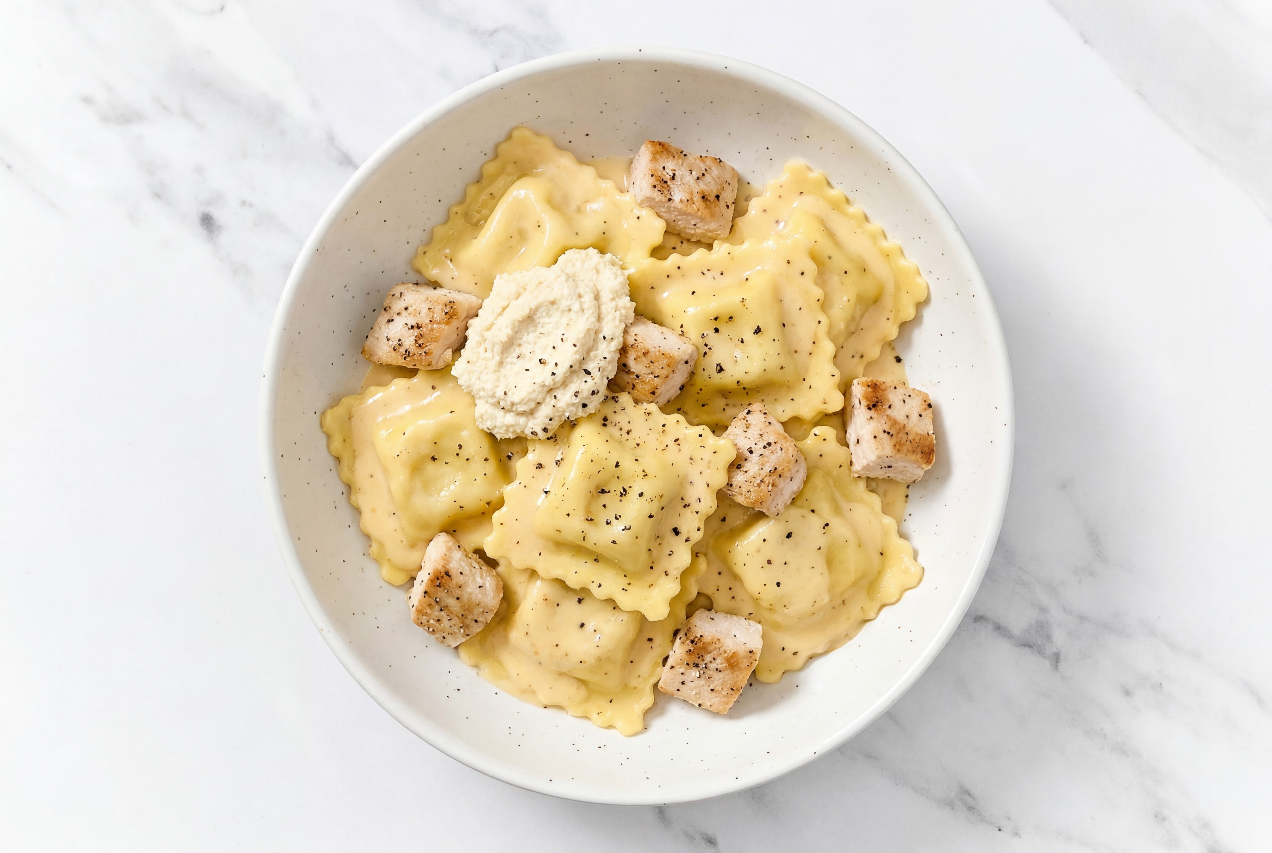 Creamy Cheddar Bolognese Ravioli with Chicken Breast & "Ricotta"
