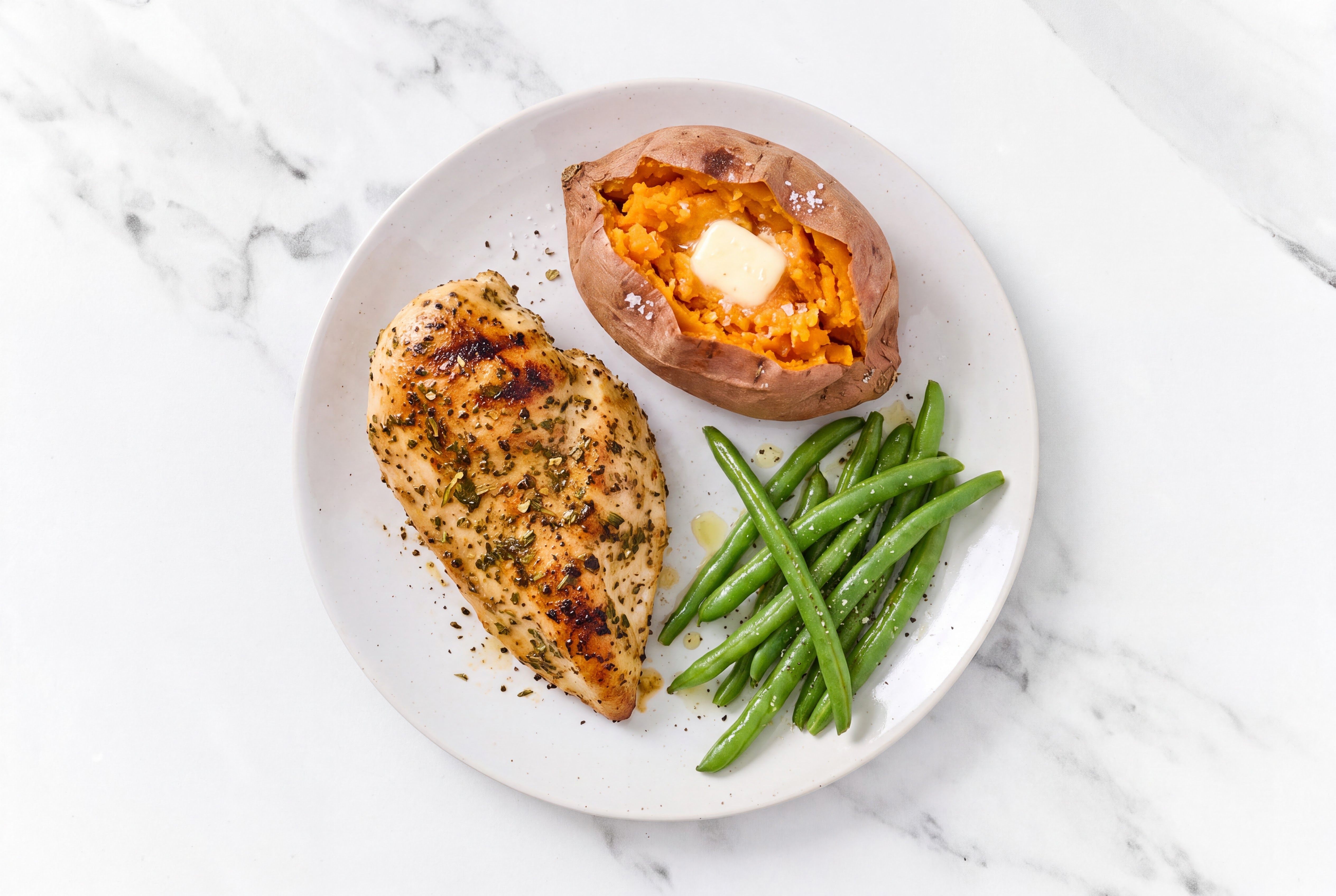 Garlicky Chicken Breast with Sweet Potatoes + Organic Green Beans