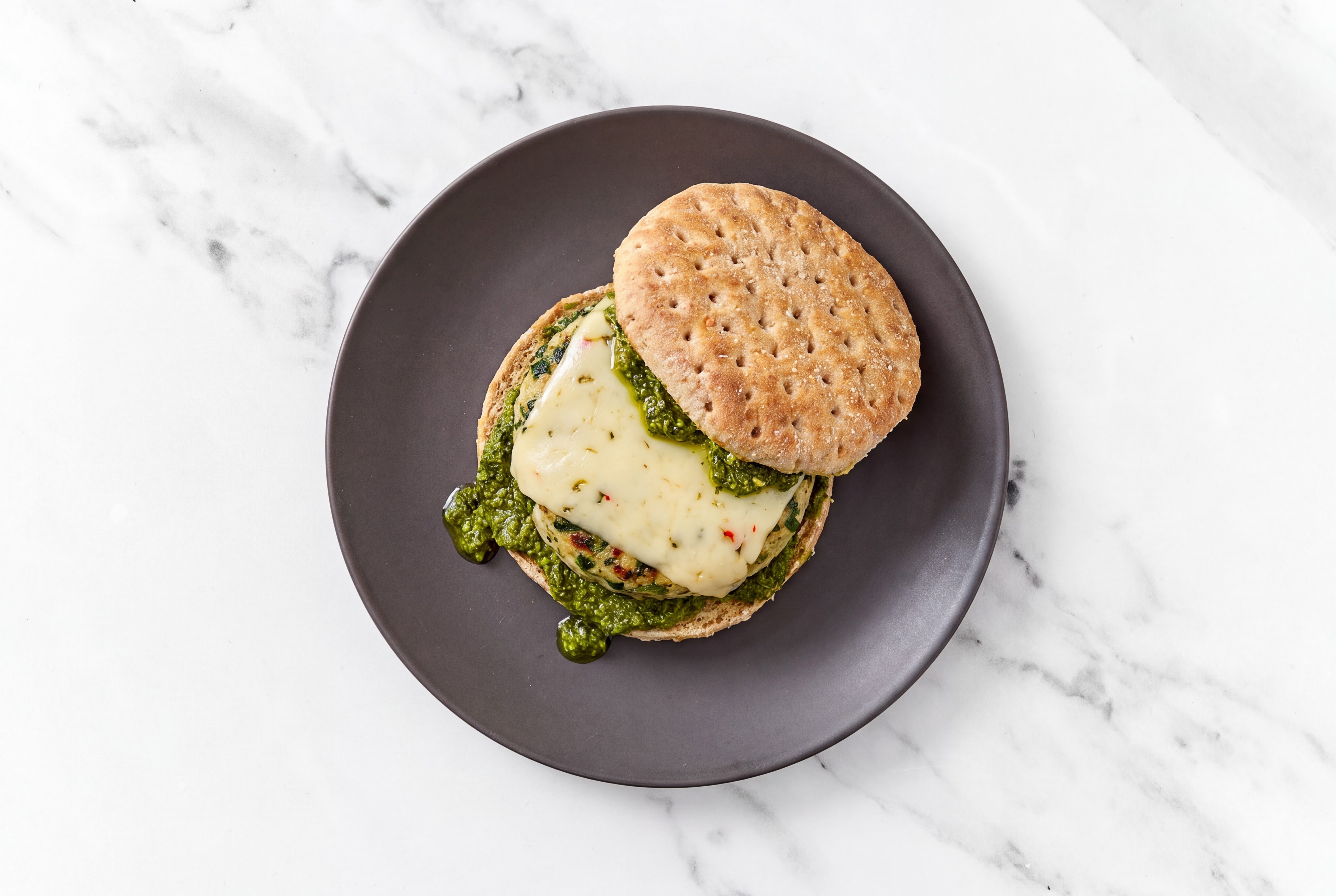 Garlic Turkey Burger on Multigrain with Spinach Pesto & Pepper Jack