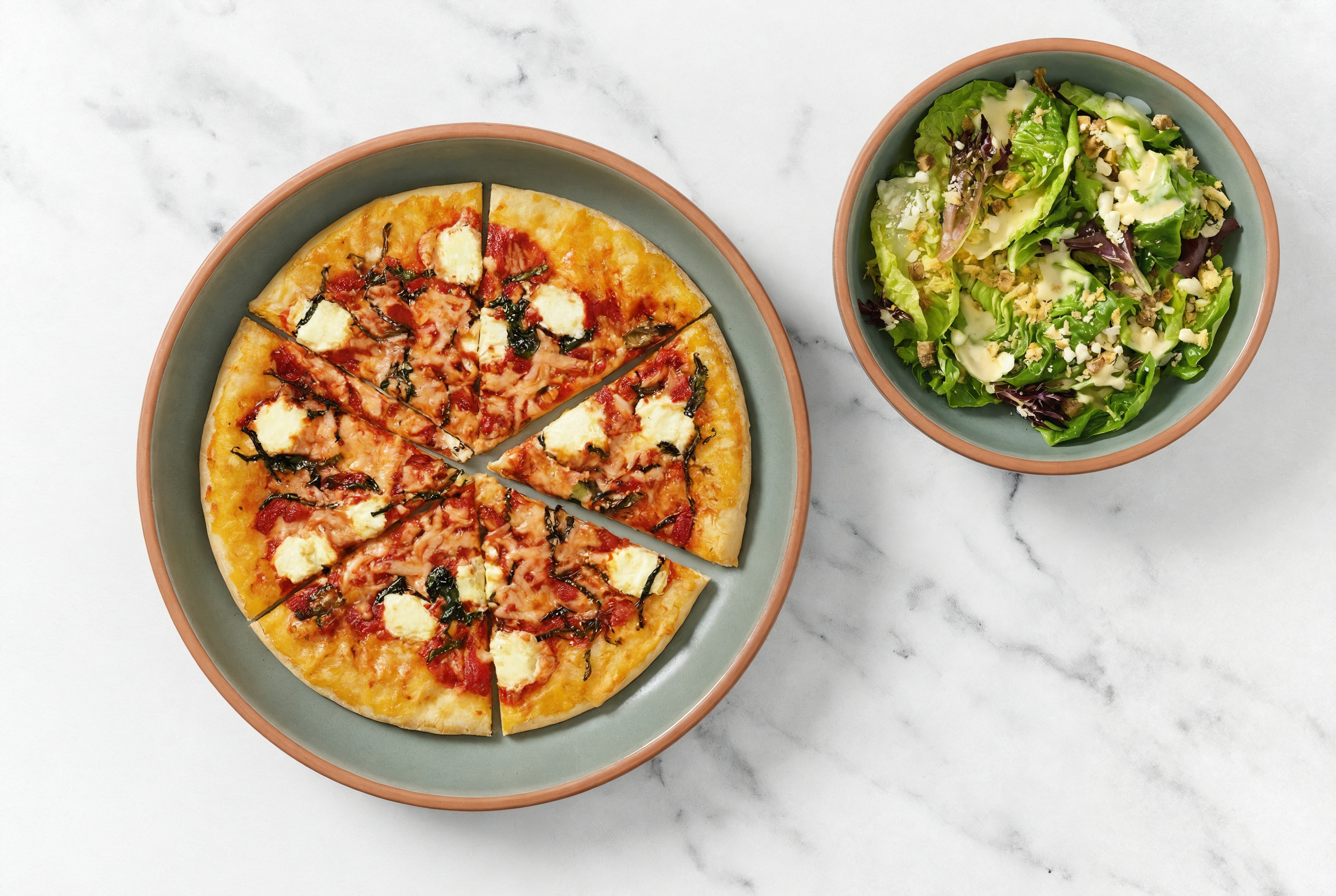 Margherita Pizza + Little Champagne Kit Gem Salad