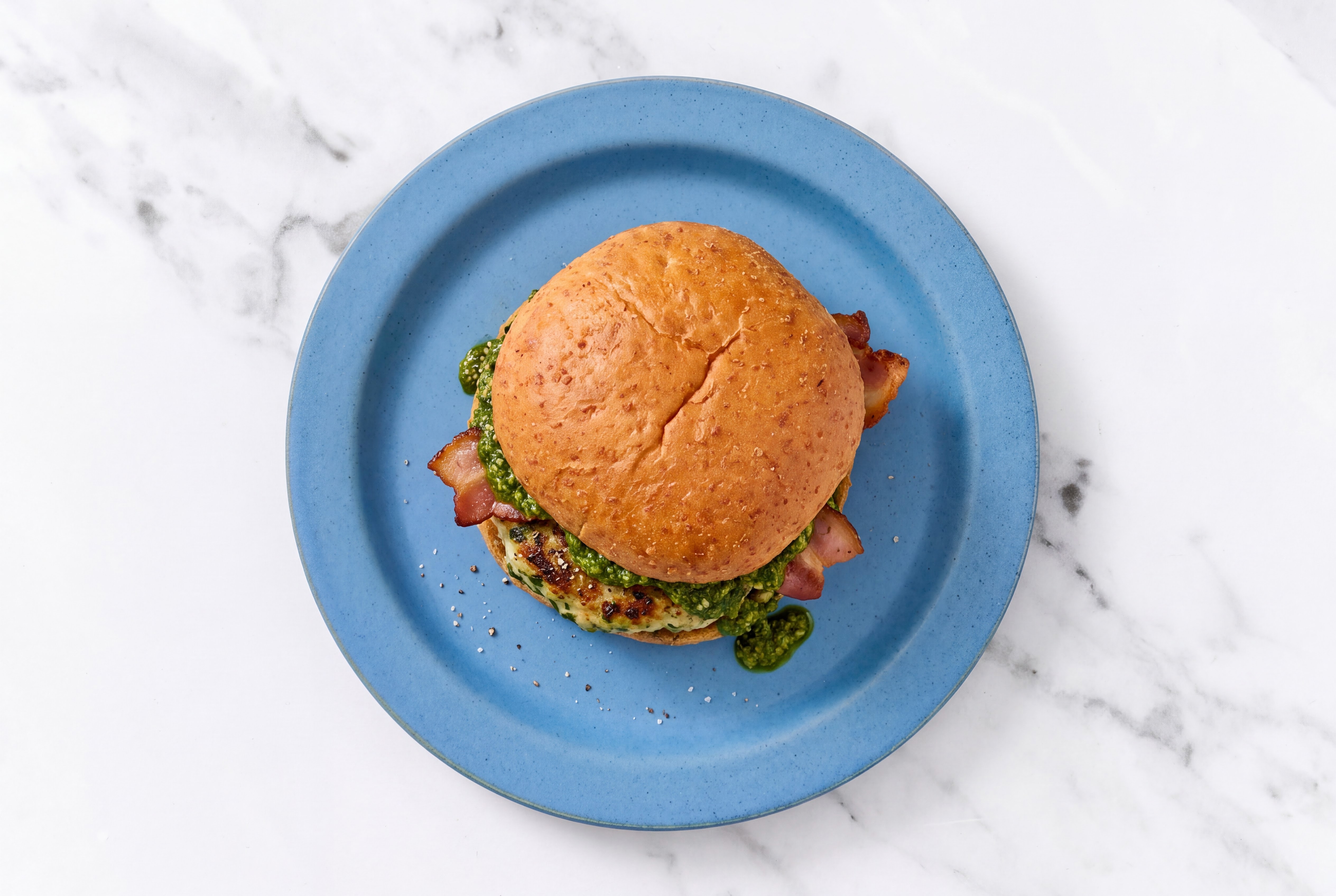 Garlic Turkey Burger on Sprouted Grain with Spinach Pesto & Turkey Bacon