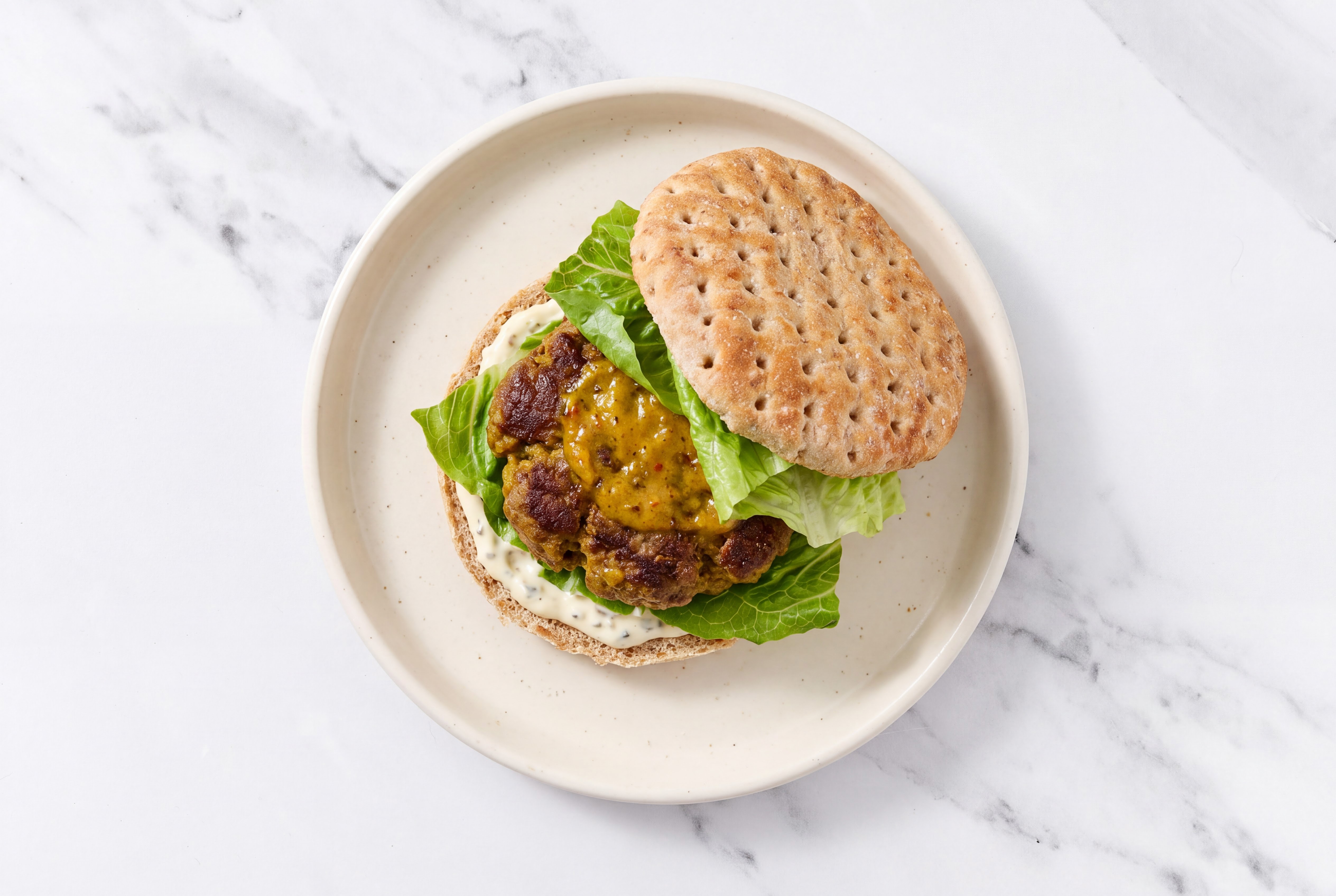 Herby Tandoori 93/7 Lean Ground Beef Burger with Garlic Sauce