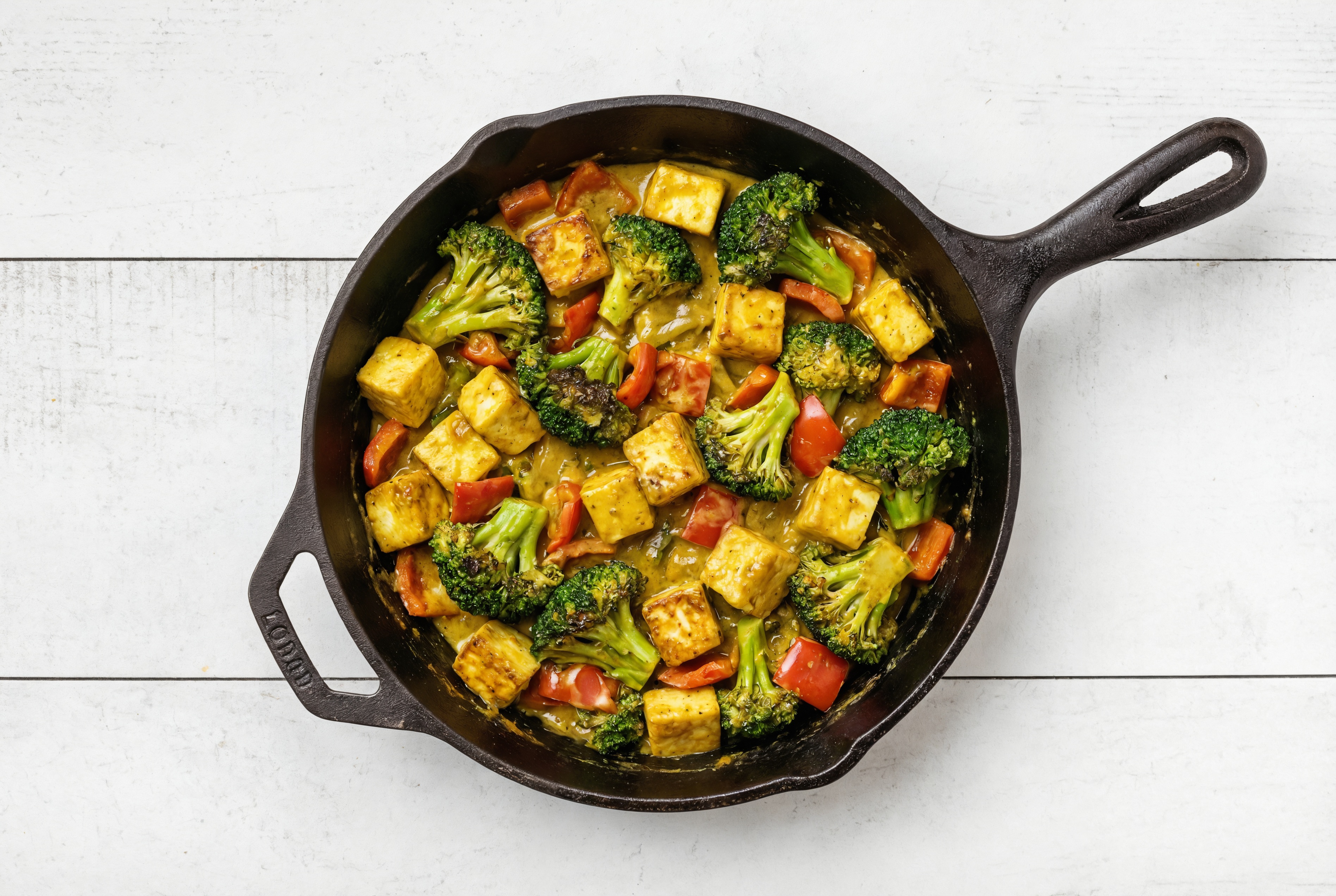  Coconut Curry Soft & Creamy Paneer, Broccoli + Organic Peppers