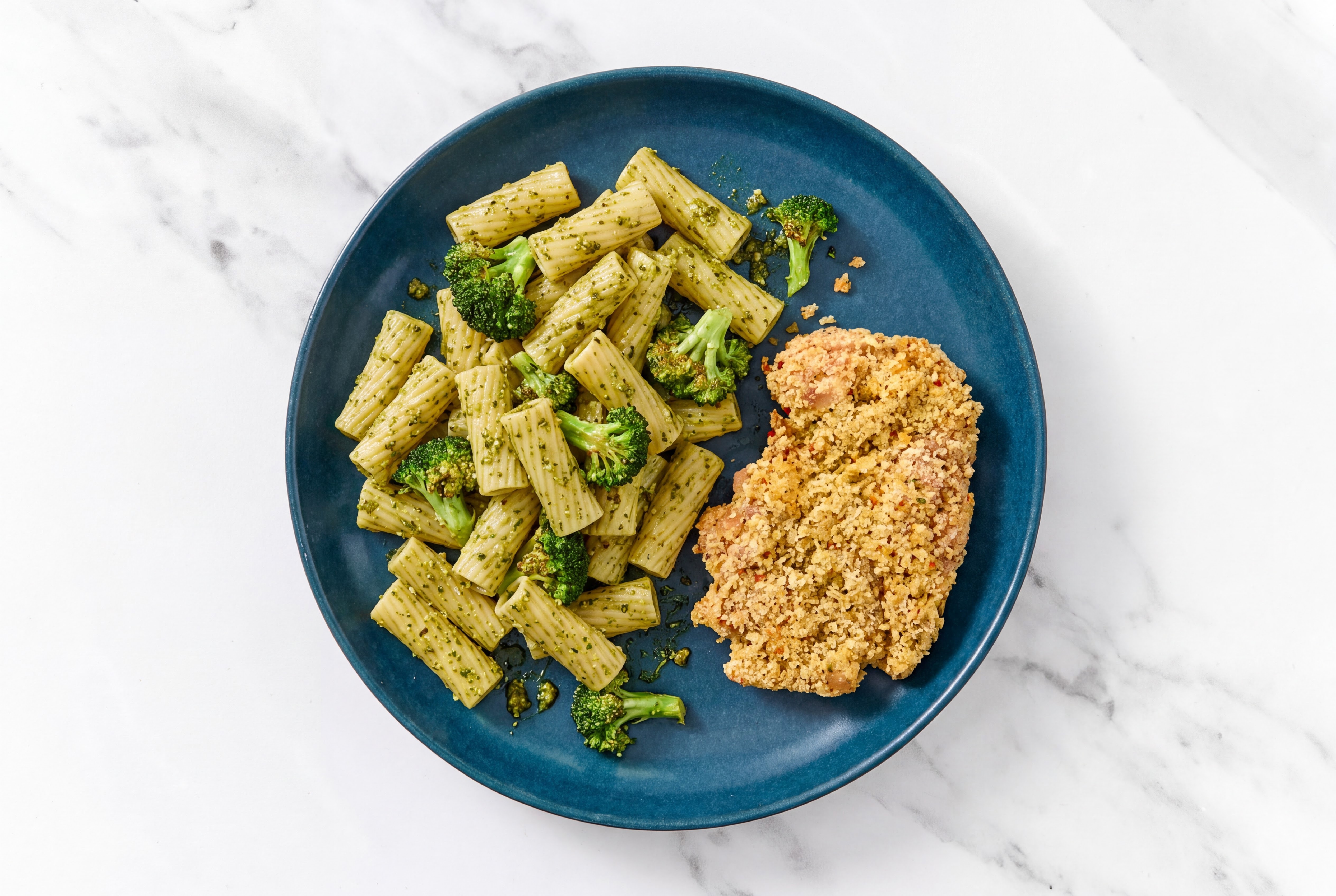 Crispy Garlic Chicken over Pesto Rigatoni with Broccoli
